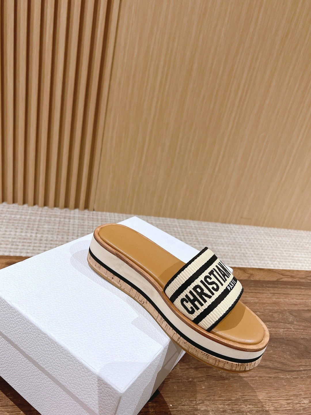 COCO-- 4ior KCO052ECJ_S900 cowhide Thick soles：4CM item:D-X158J2229