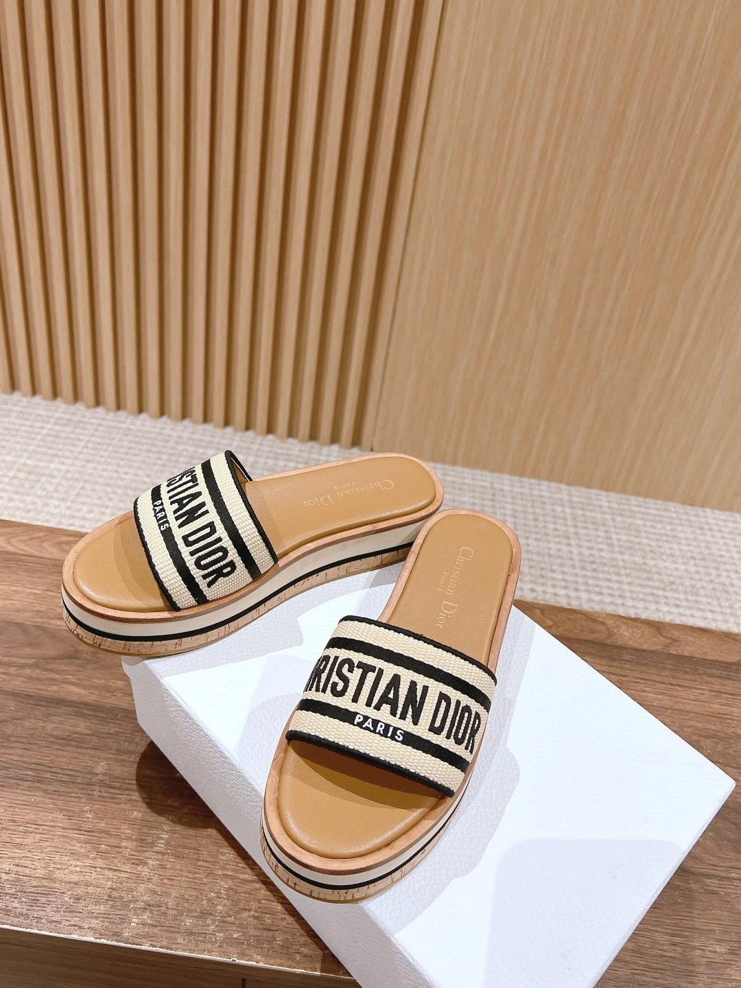 COCO-- 4ior KCO052ECJ_S900 cowhide Thick soles：4CM item:D-X158J2229