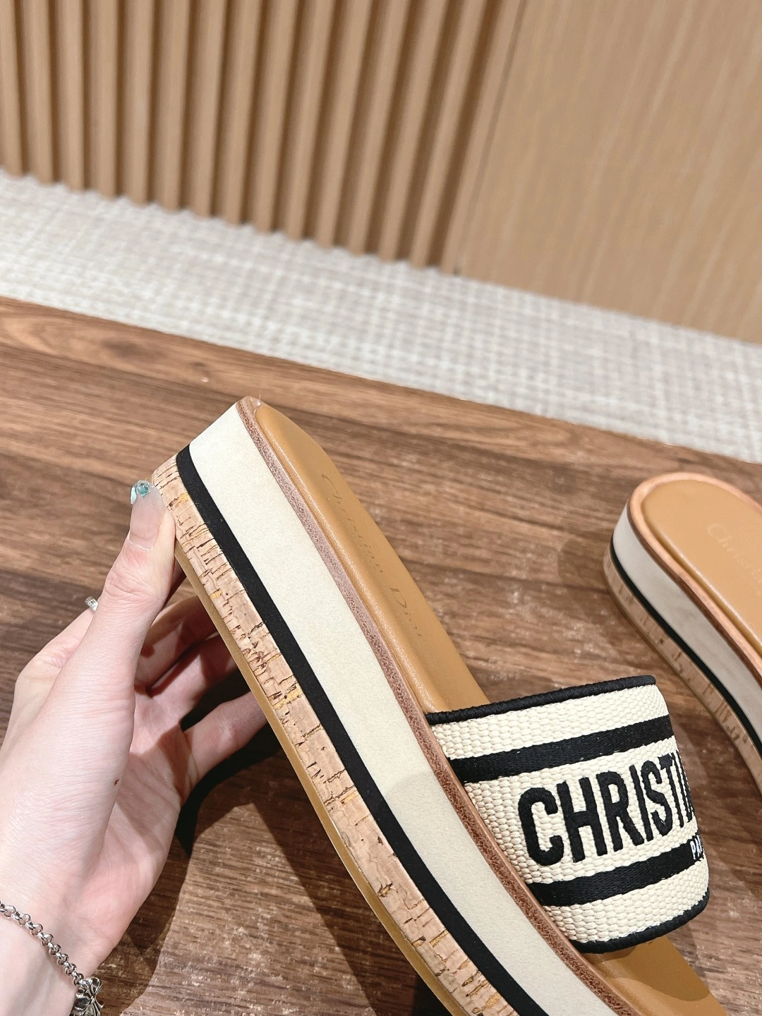 COCO-- 4ior KCO052ECJ_S900 cowhide Thick soles：4CM item:D-X158J2229