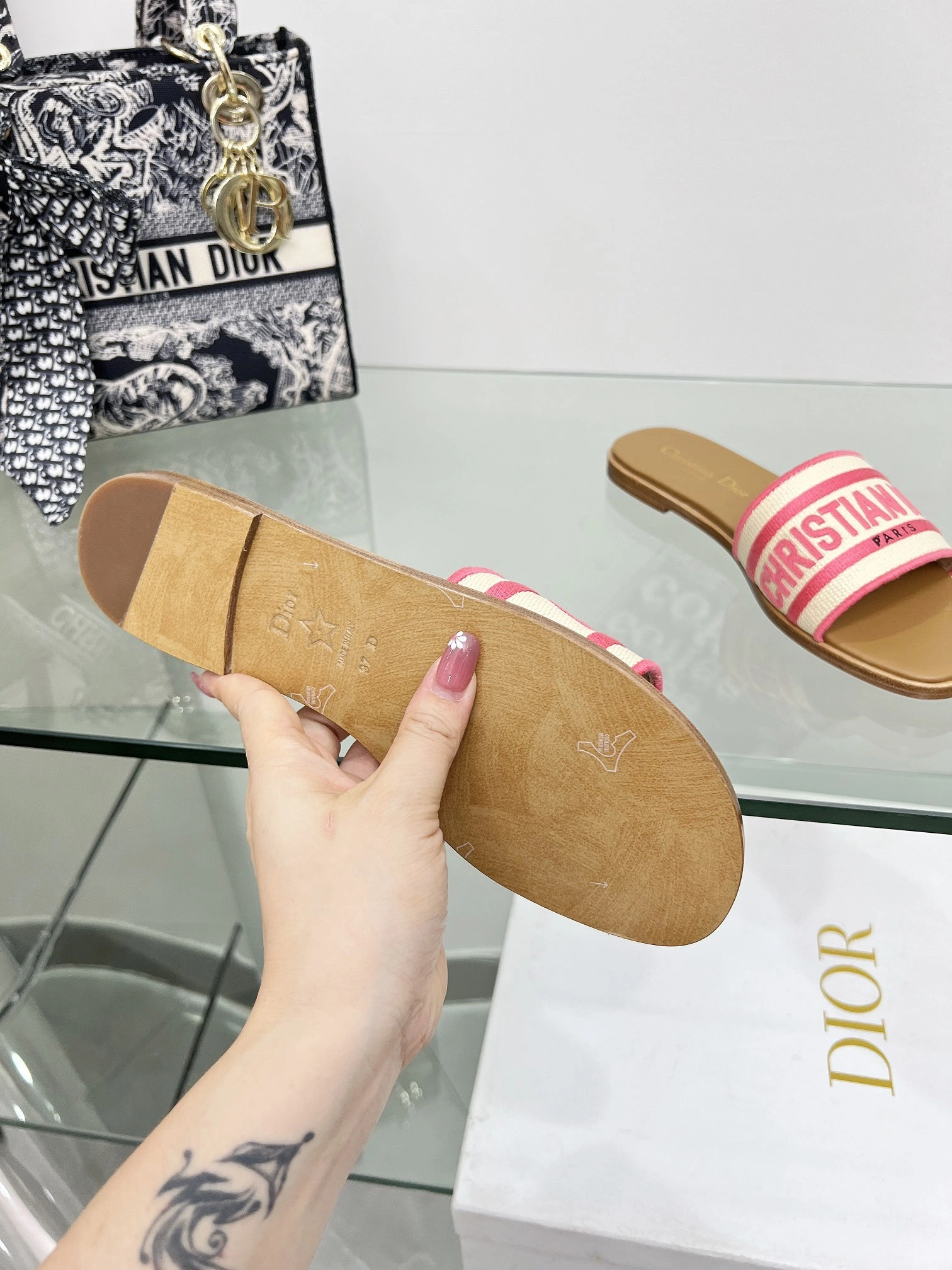 COCO-- 4ior KCO062ECJ_S73P Dway Heel height：1CM Calfskin item:D-X158J2226