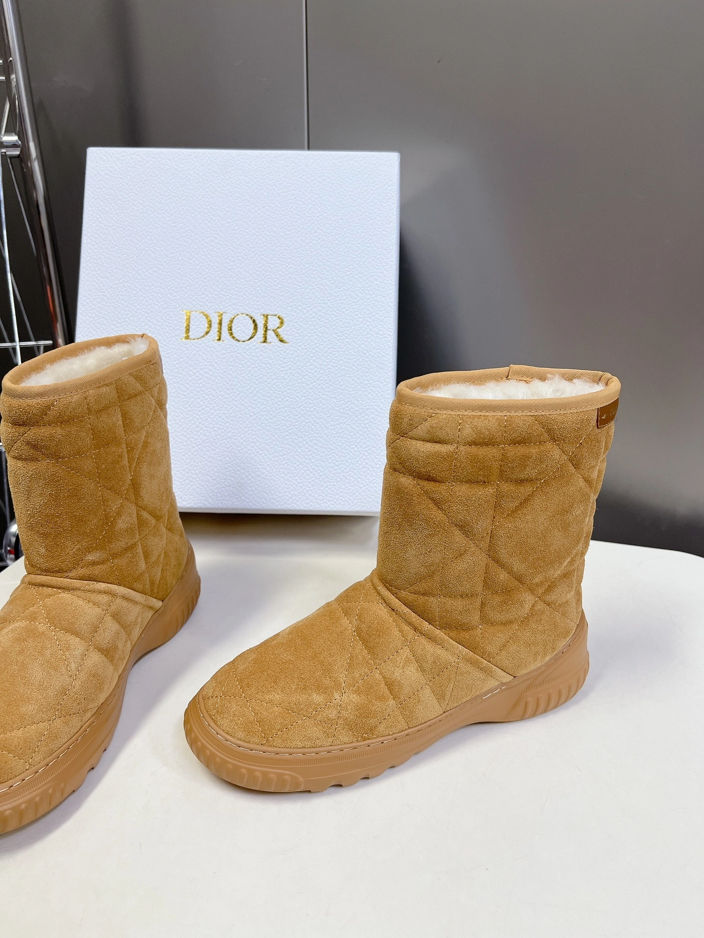 COCO-- 4ior KCT076CSI_S43M Chez Moi wool sheepskin item:E-X158A0999