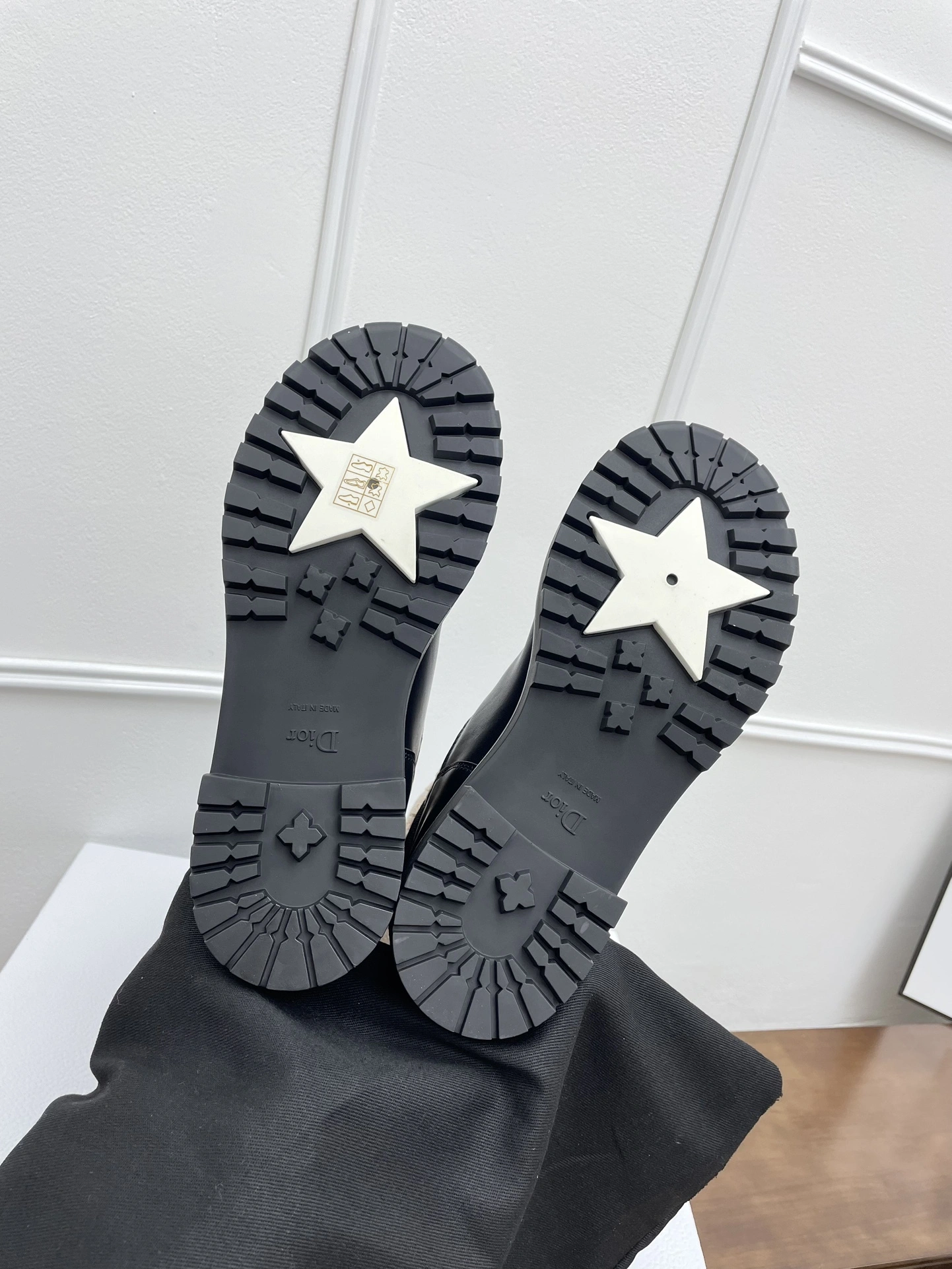 COCO-- 4ior KDI981CWY_S60U cowhide embroidery D-Major item:E-X000H2315