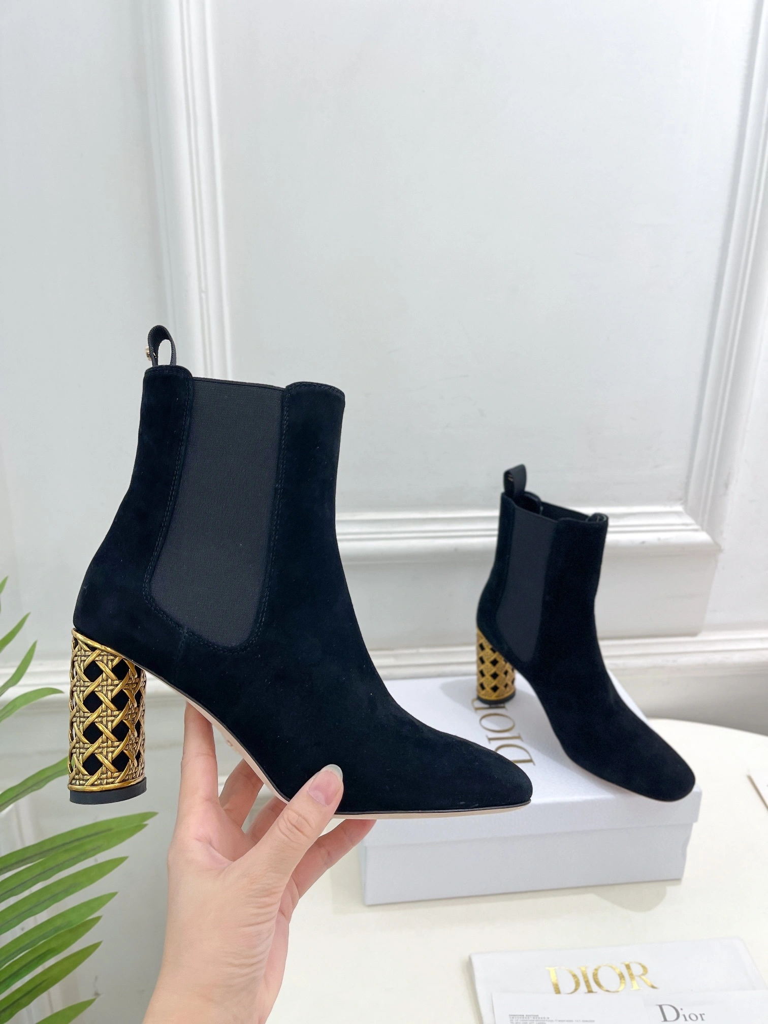 COCO-- 4ior KDT067VVV_S900 Calfskin Icon Heel height：8cm item:E-X000H2312