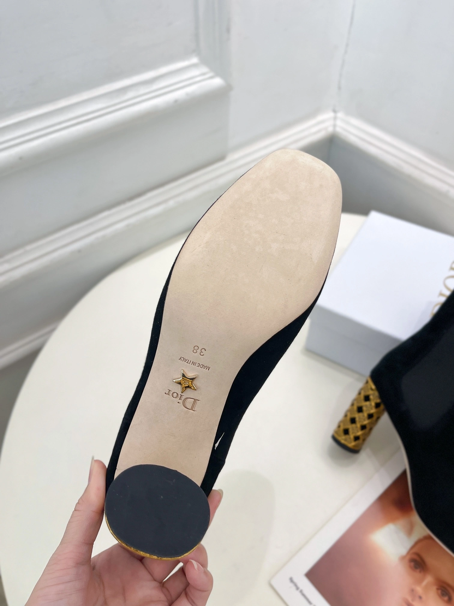 COCO-- 4ior KDT067VVV_S900 Calfskin Icon Heel height：8cm item:E-X000H2312