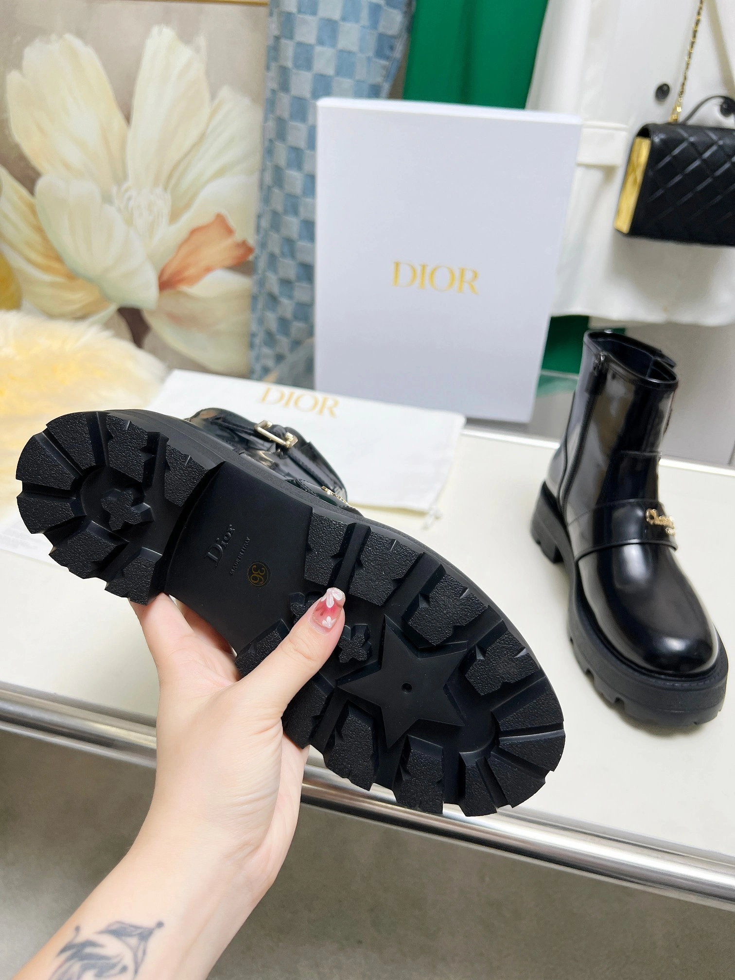 COCO-- 4ior KDT070VEA_S900 Calfskin D-Quest item:E-X000H2303