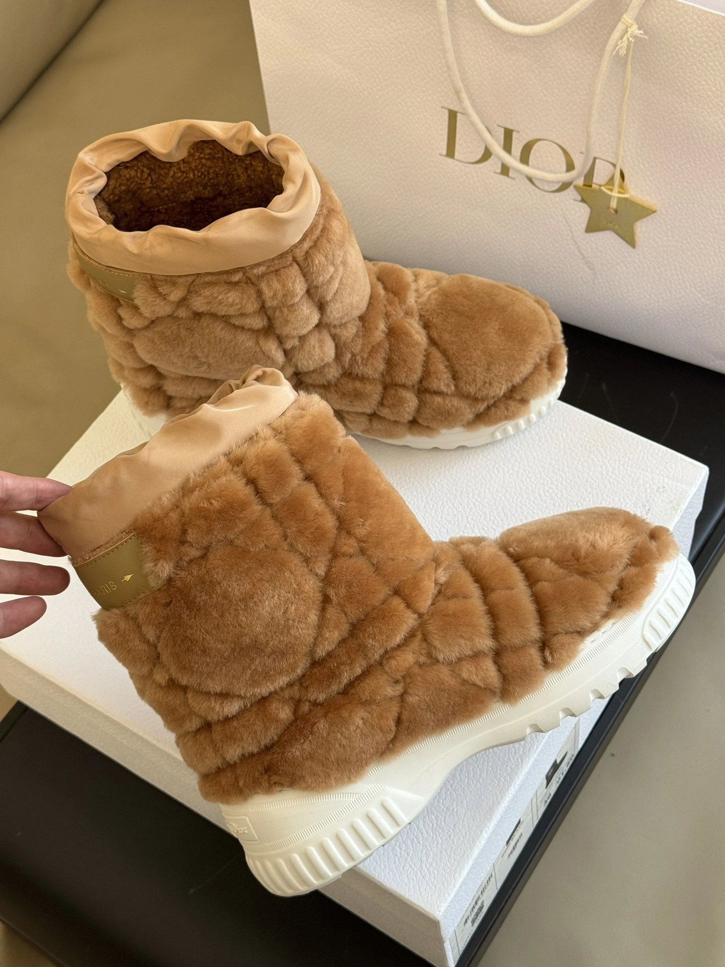 COCO-- 4ior wool item:E-X187A0995