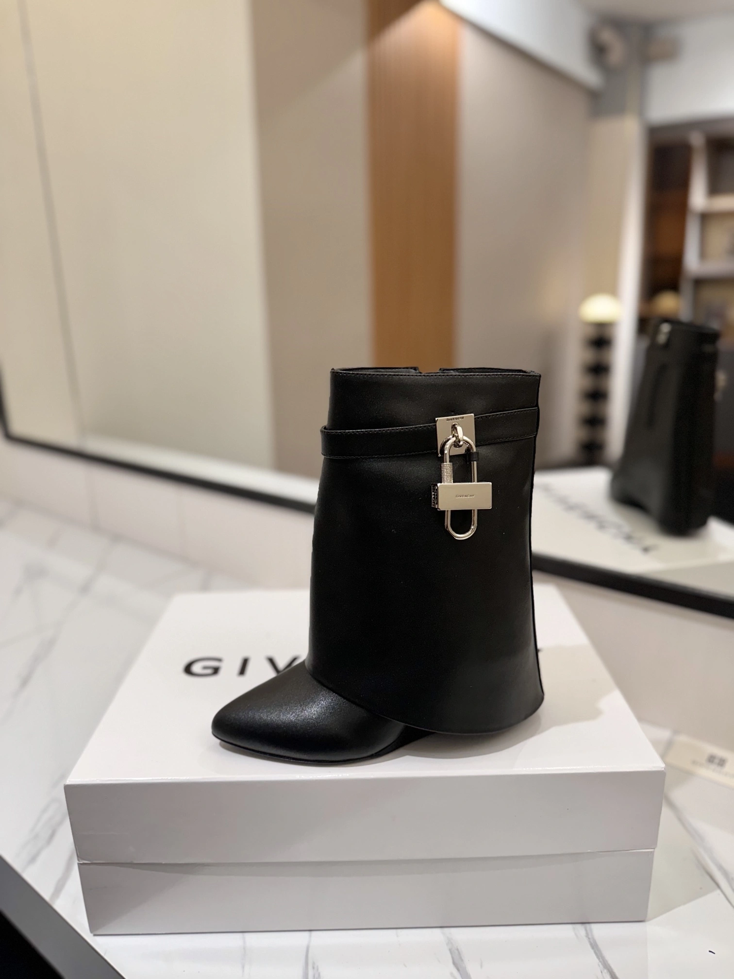 COCO-- 6iv593hy BE602RE147-001 Calfskin cowhide item:E-X362J1107