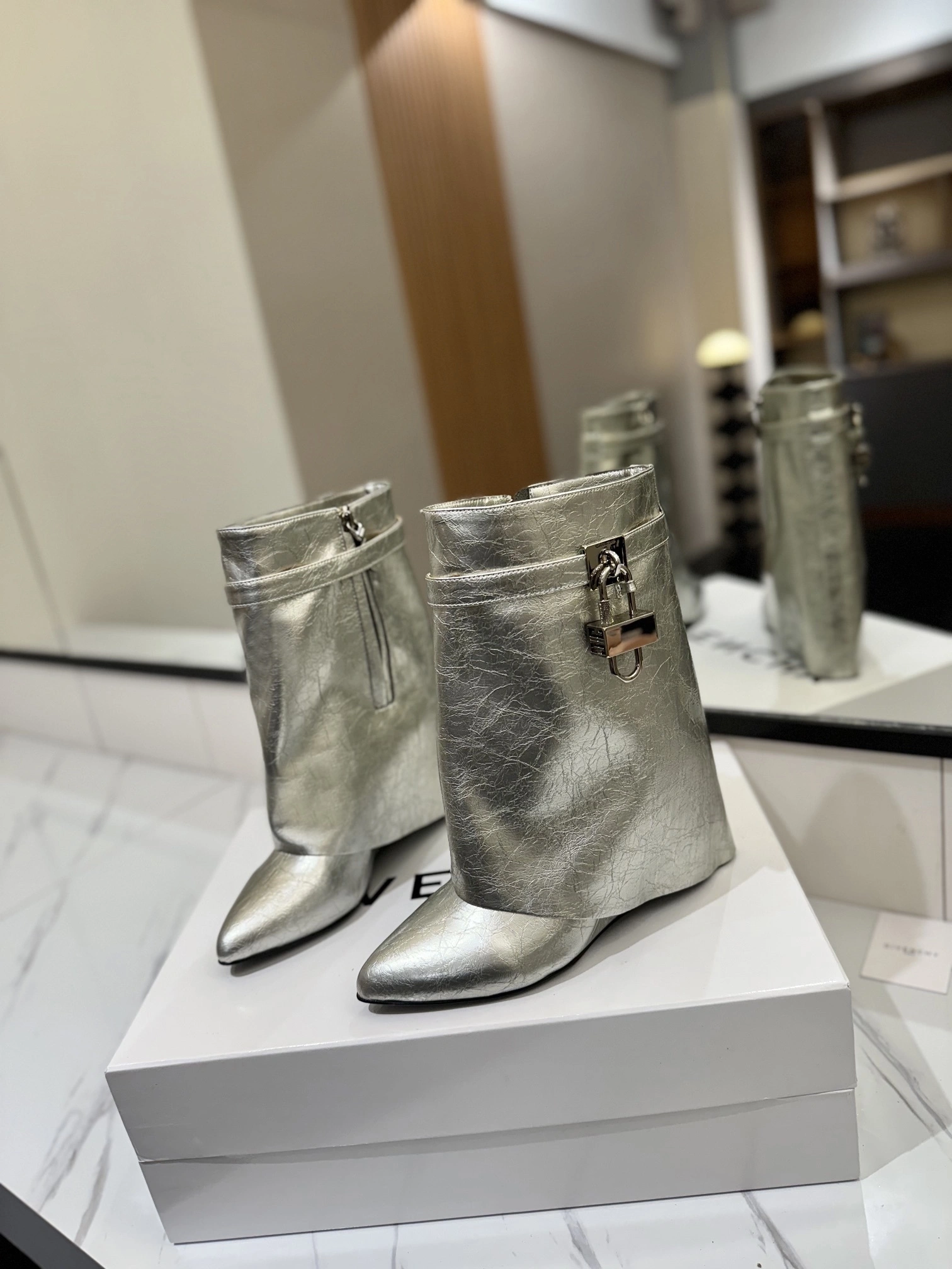 COCO-- 6iv593hy BE603KE1S7-070 Calfskin cowhide item:E-X362J1108