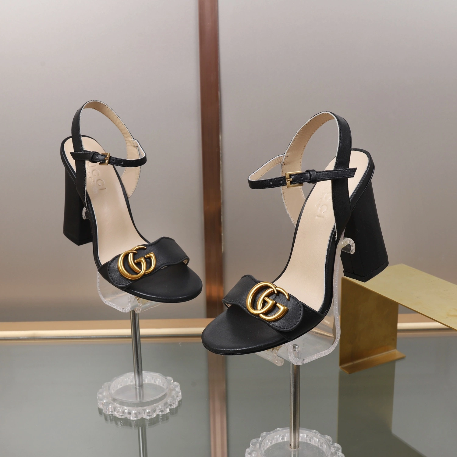 COCO-- 6u33i 453378 A3N00 1000 Heel height：10CM cowhide sheepskin item:D-X555L1139