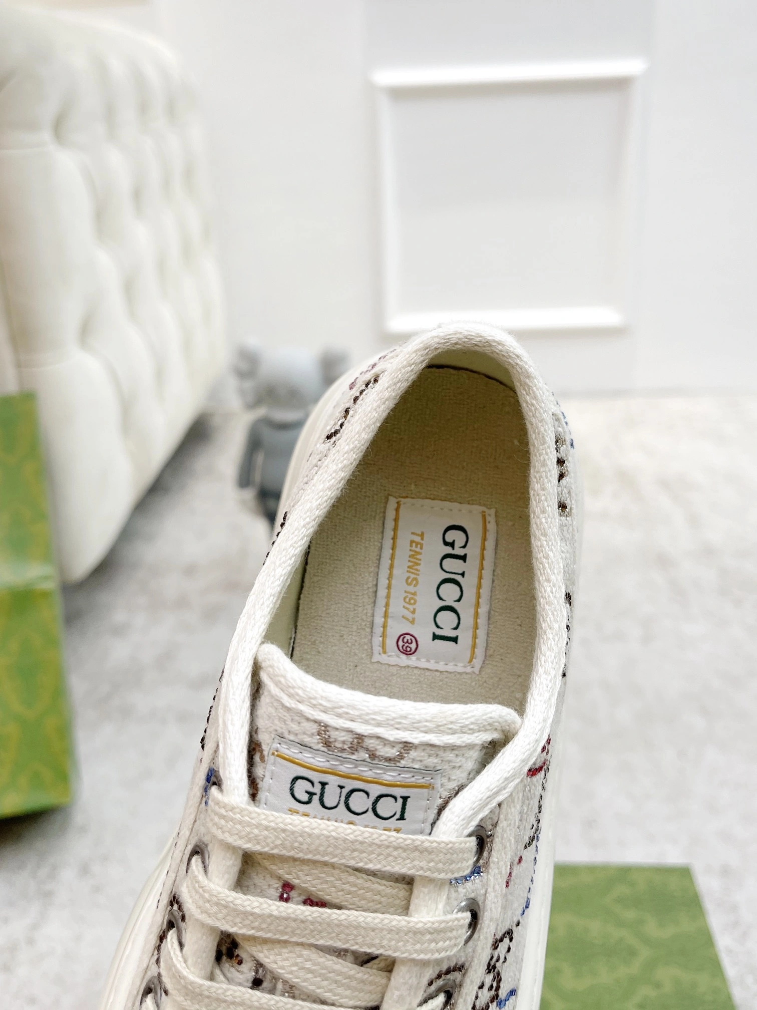 COCO-- 6u33i 771645 FABH3 9179 item:D-X555L1133
