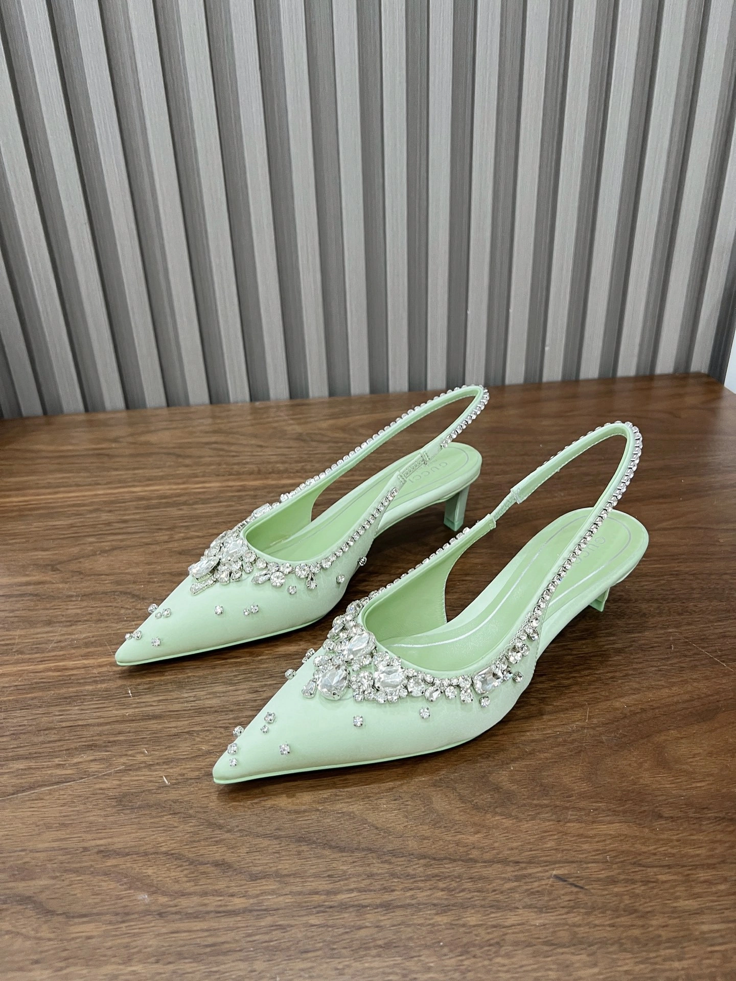 COCO-- 6u33i 812187 FAD2V 3741 sheepskin Heel height：5CM item:E-X198D4159