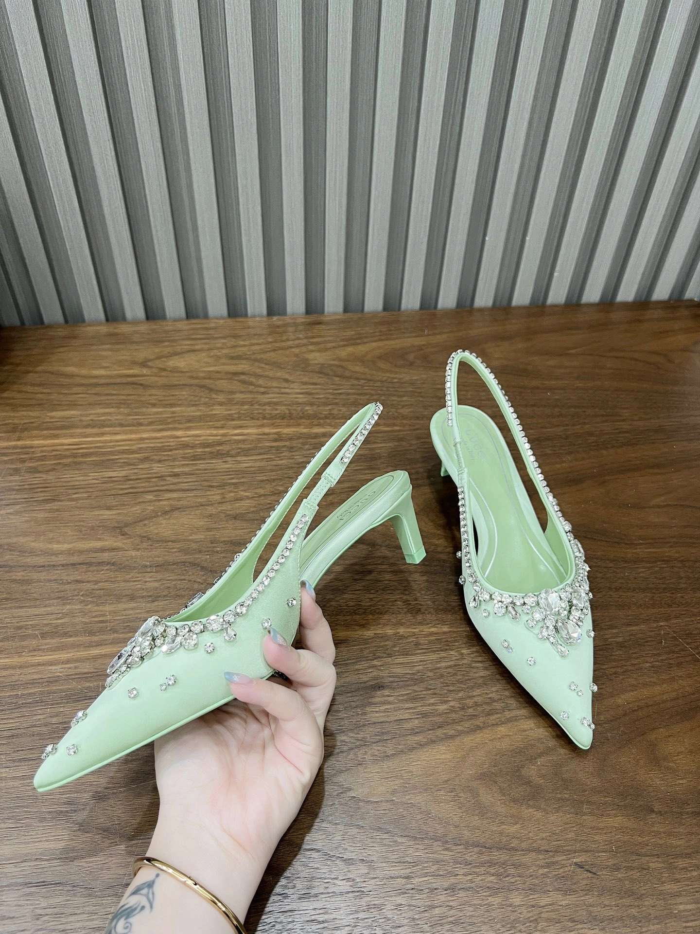 COCO-- 6u33i 812187 FAD2V 3741 sheepskin Heel height：5CM item:E-X198D4159