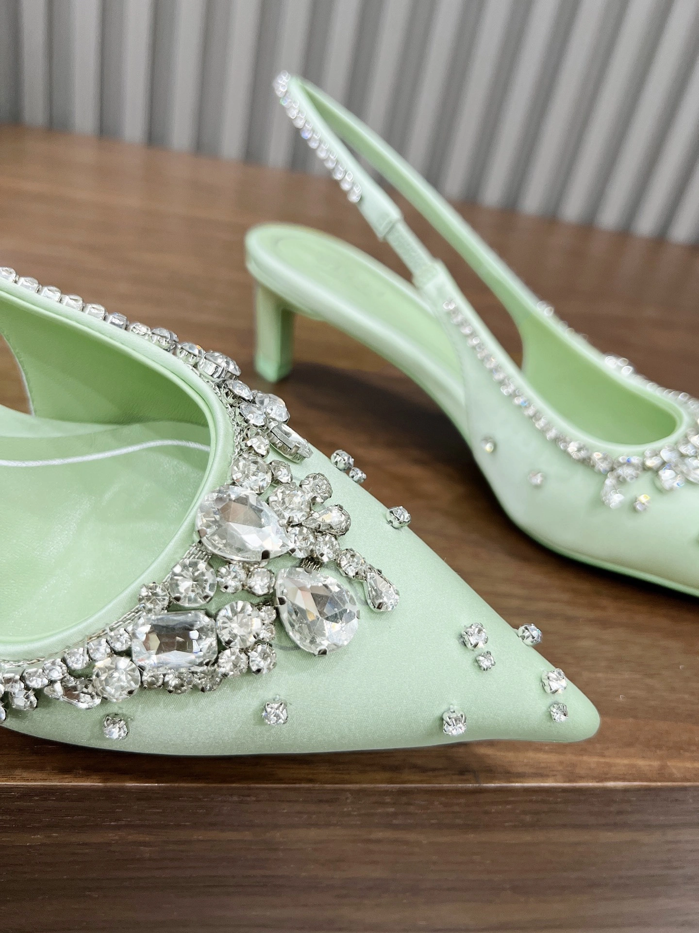 COCO-- 6u33i 812187 FAD2V 3741 sheepskin Heel height：5CM item:E-X198D4159