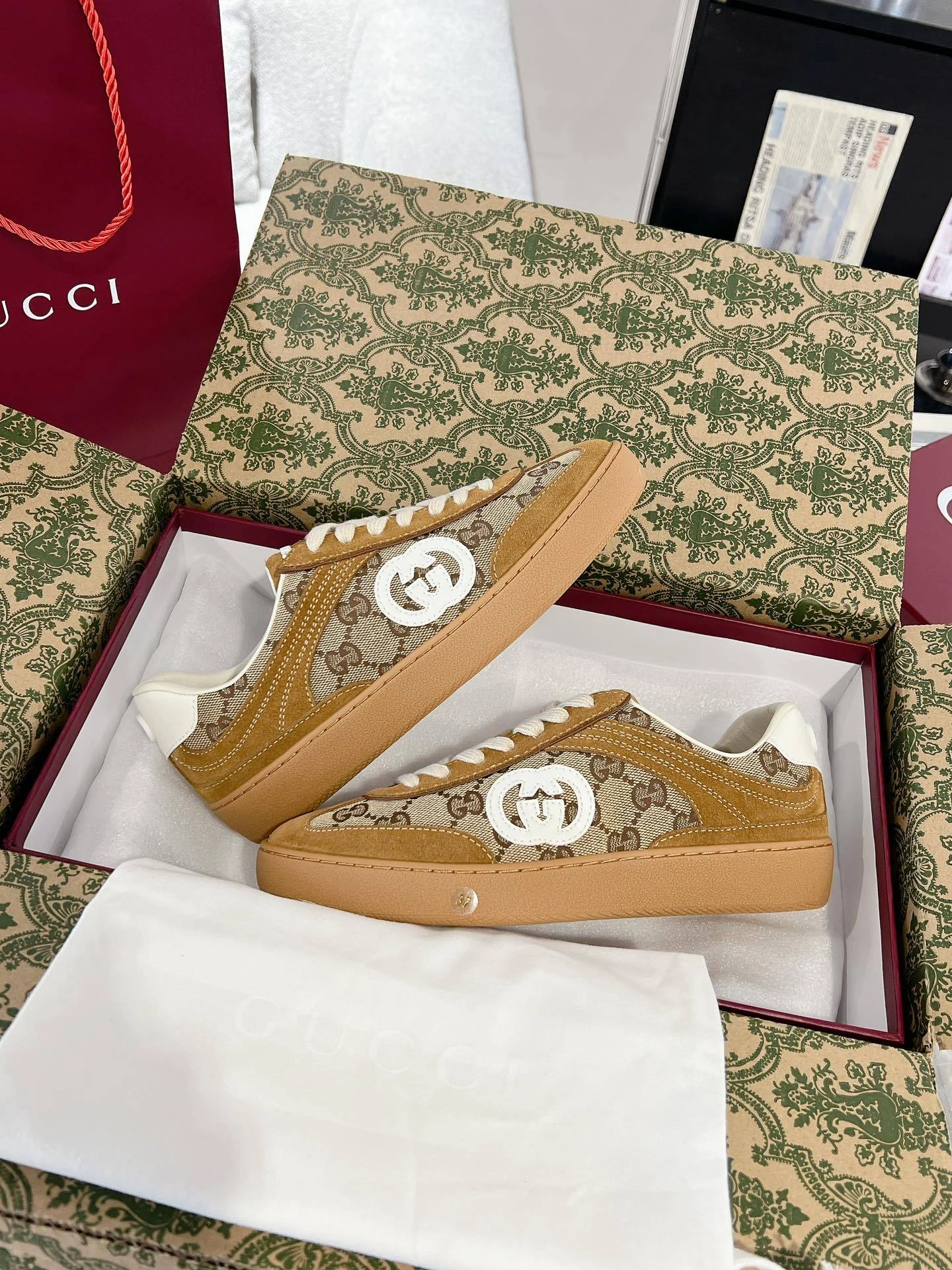 COCO-- 6u33i 812656 AAEGA 2741 G75 item:E-X362I1057