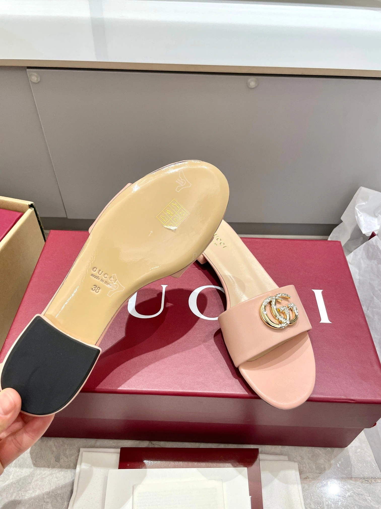 COCO-- 6u33i 816673 C9D00 6809 sheepskin Heel height：1CM item:E-X000D4142