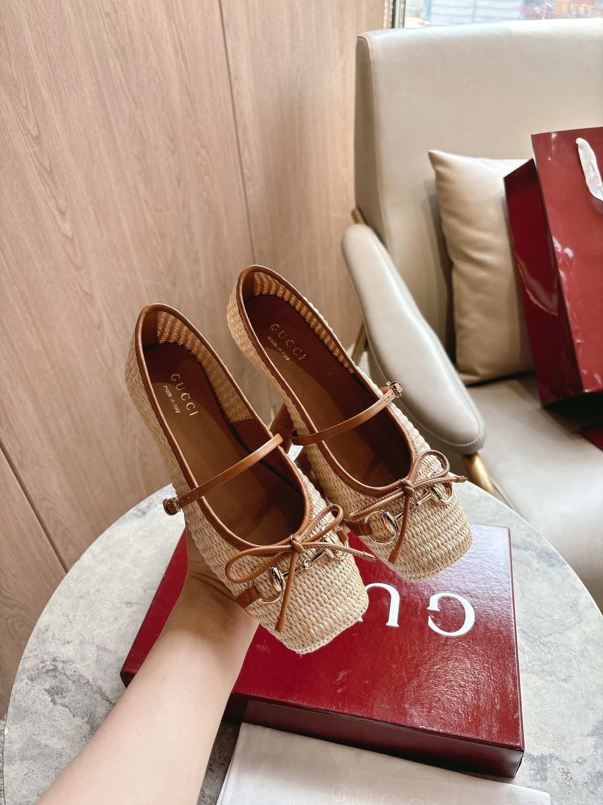 COCO-- 6u33i 832427 FAEMZ 9542 item:E-X000I1311