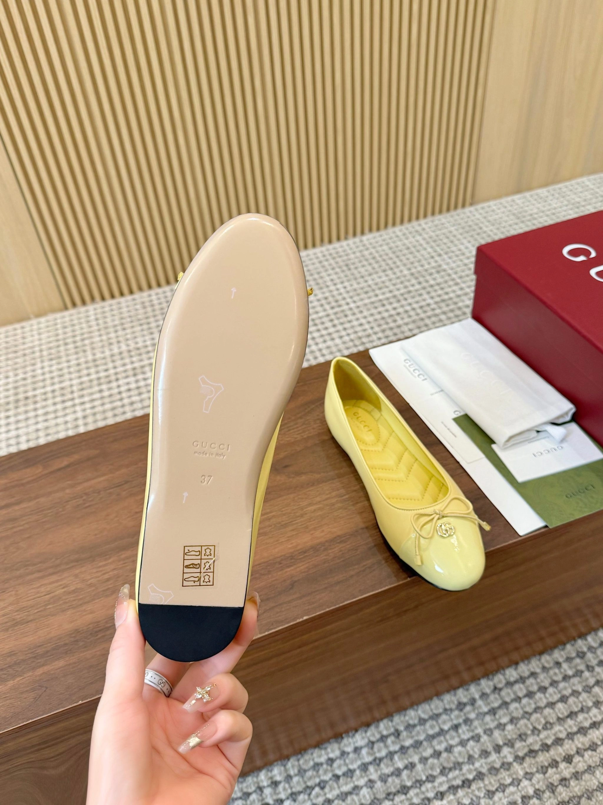 COCO-- 6u33i 835805 BNC80 7550 sheepskin item:E-X002I0804