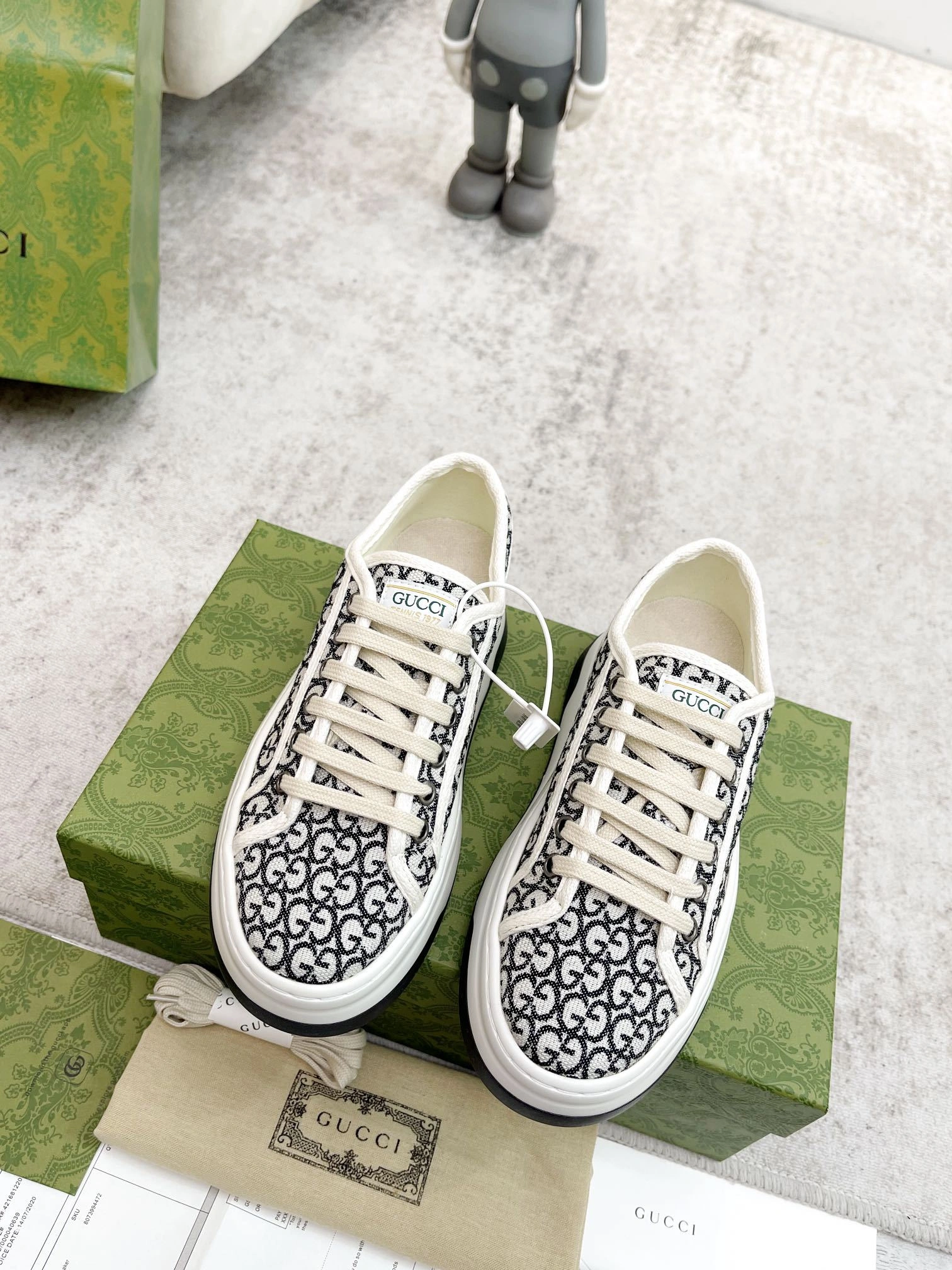 COCO-- 746766 FAC1Y 8445 item:D-X158D1024