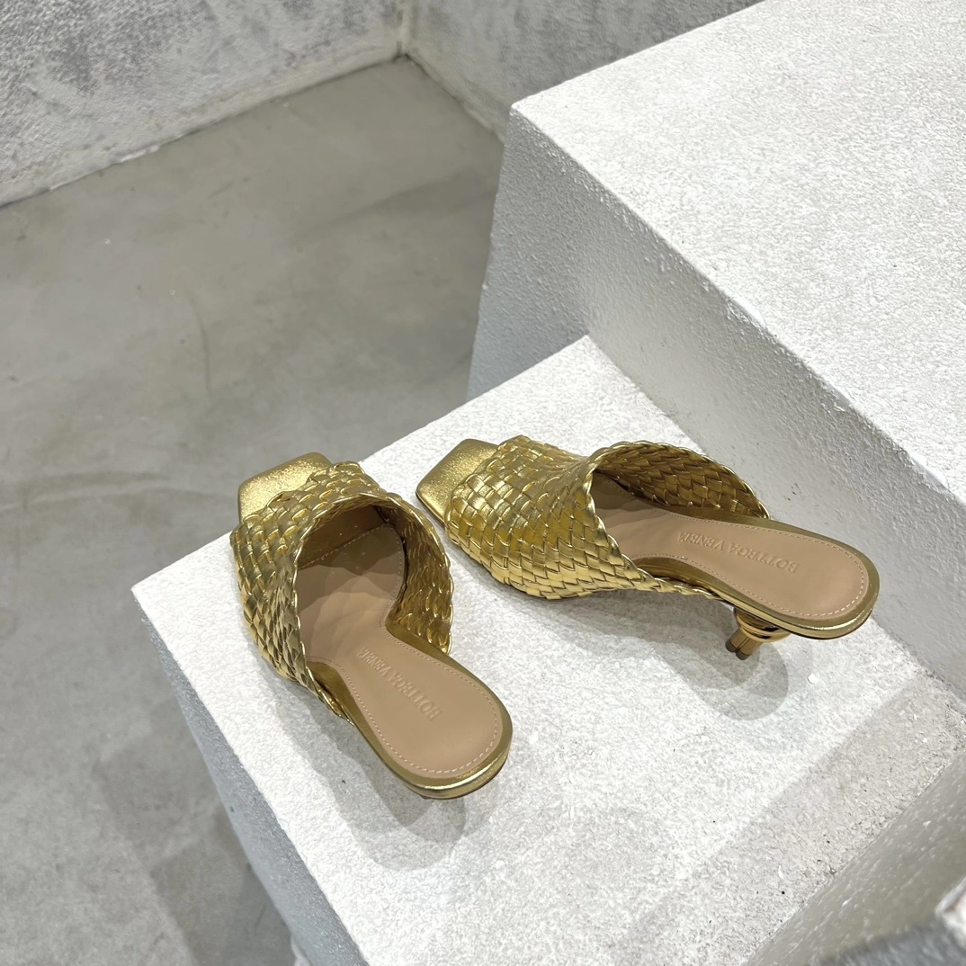 COCO-- 754143V3MJ08265 Heel height：9CM Calfskin item:D-X062M2831