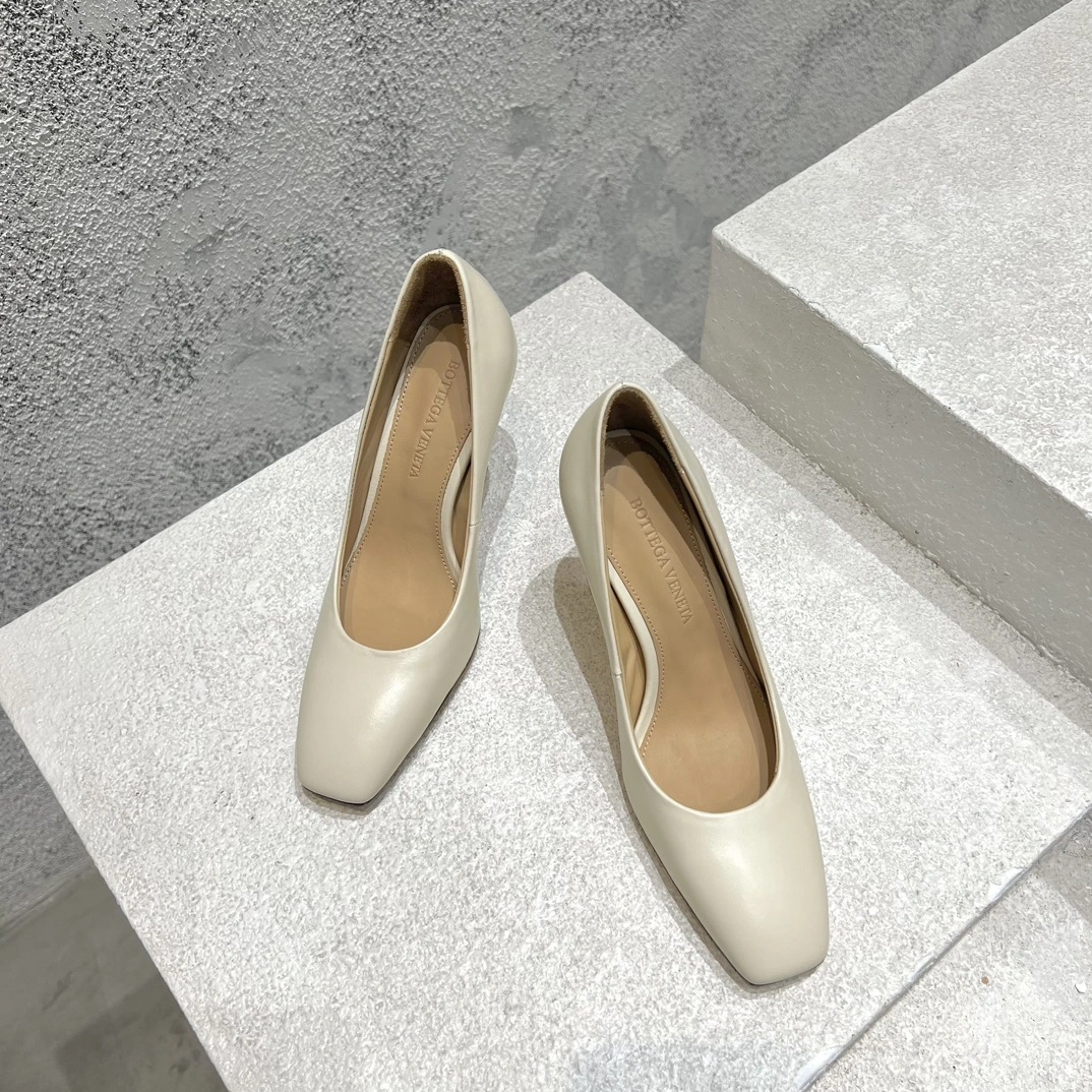 COCO-- 775474VBSF09031 Heel height：9CM Calfskin item:D-X062M2833