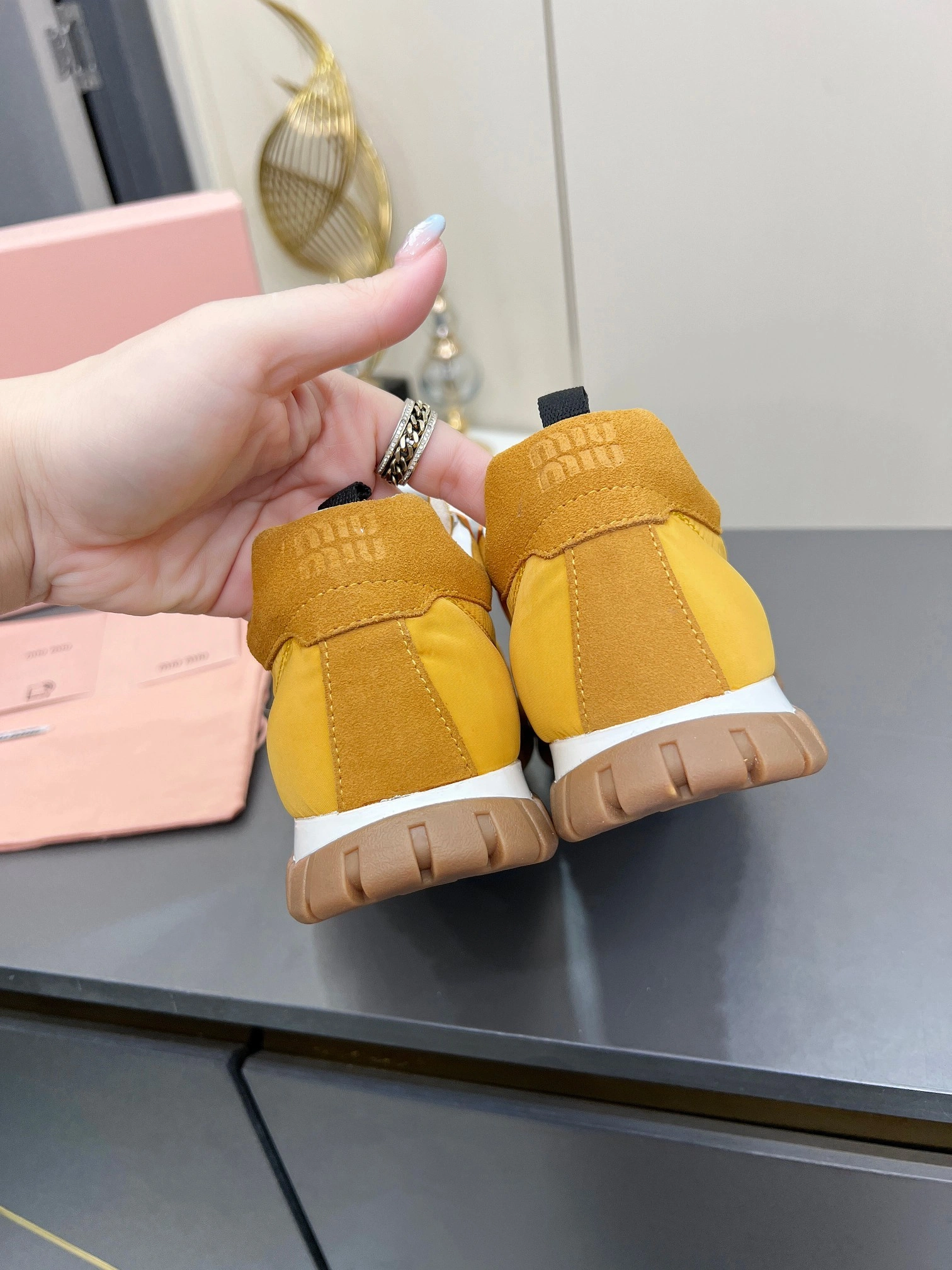 COCO-- 7iu7iu 5E417E_ZJM_F0388_F_005 Calfskin item:E-X302F1830