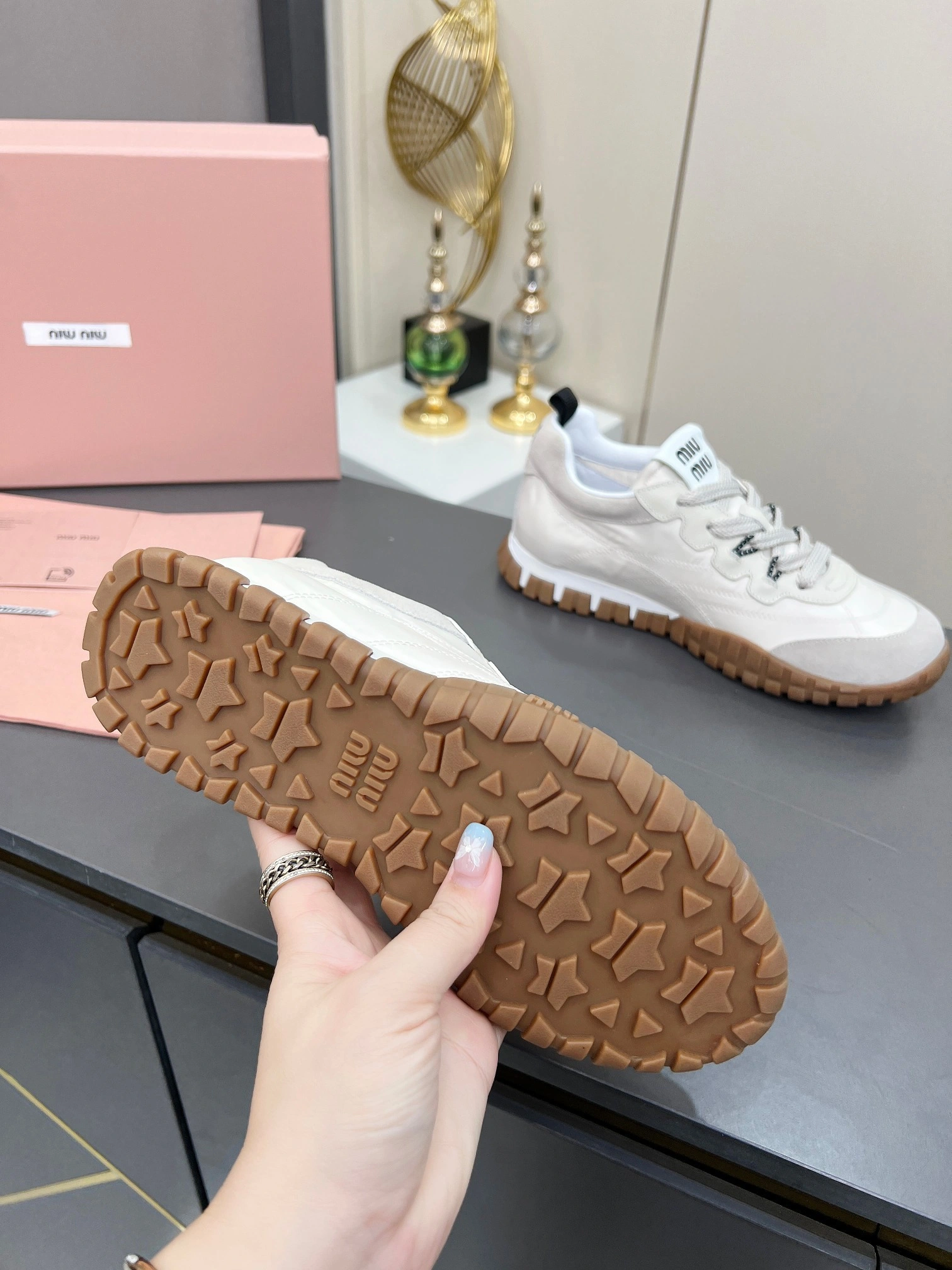 COCO-- 7iu7iu 5E417E_ZJM_F0424_F_005 Calfskin item:E-X302F1831