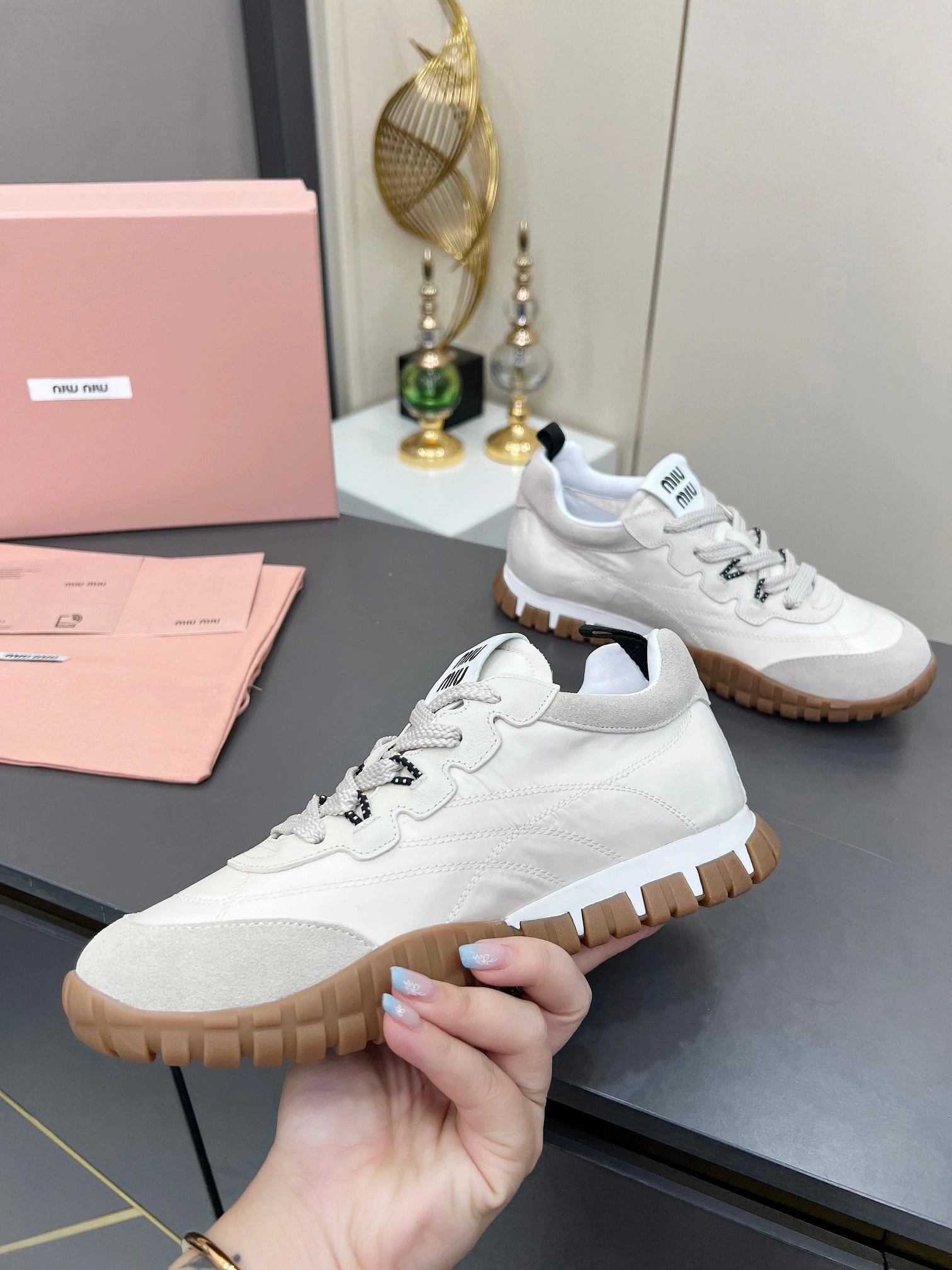 COCO-- 7iu7iu 5E417E_ZJM_F0424_F_005 Calfskin item:E-X302F1831