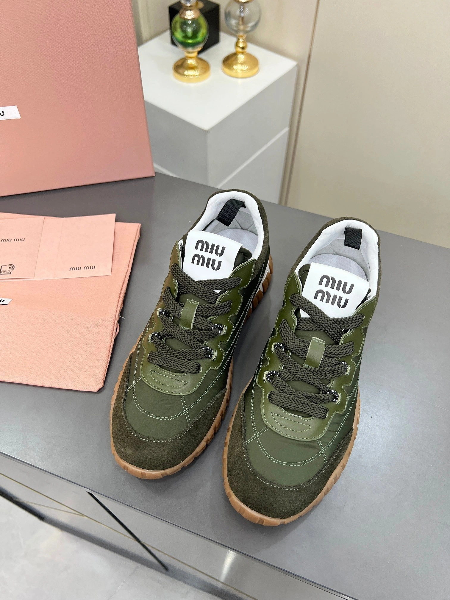 COCO-- 7iu7iu 5E417E_ZJM_F0466_F_005 Calfskin item:E-X302F1832