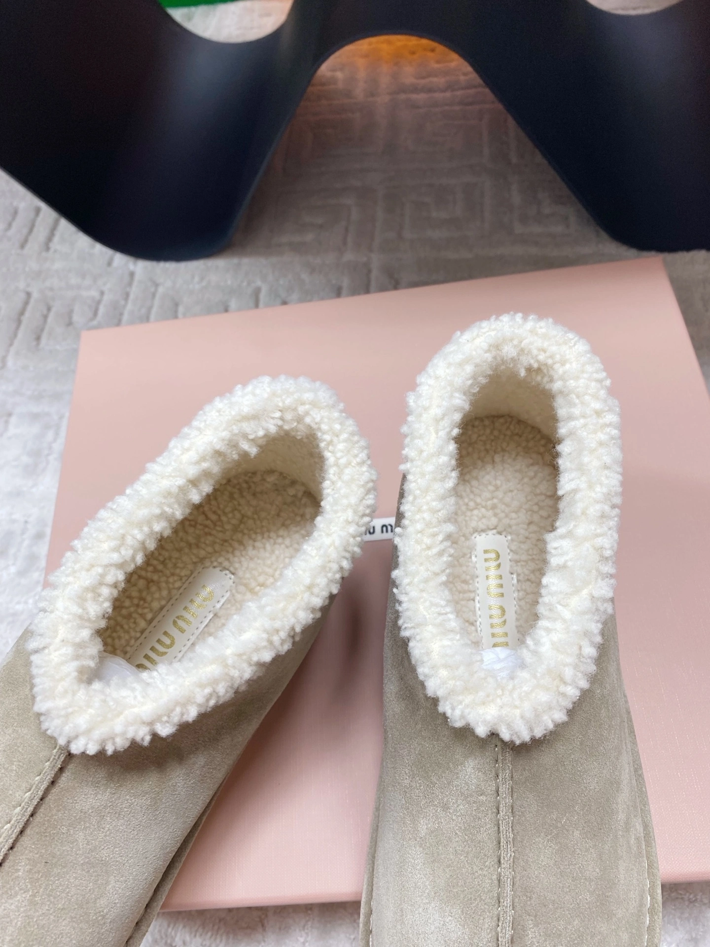 COCO-- 7iu7iu 5T516E_FZF_15Z0G_F_0F24 deck shoes wool item:E-X362J2920