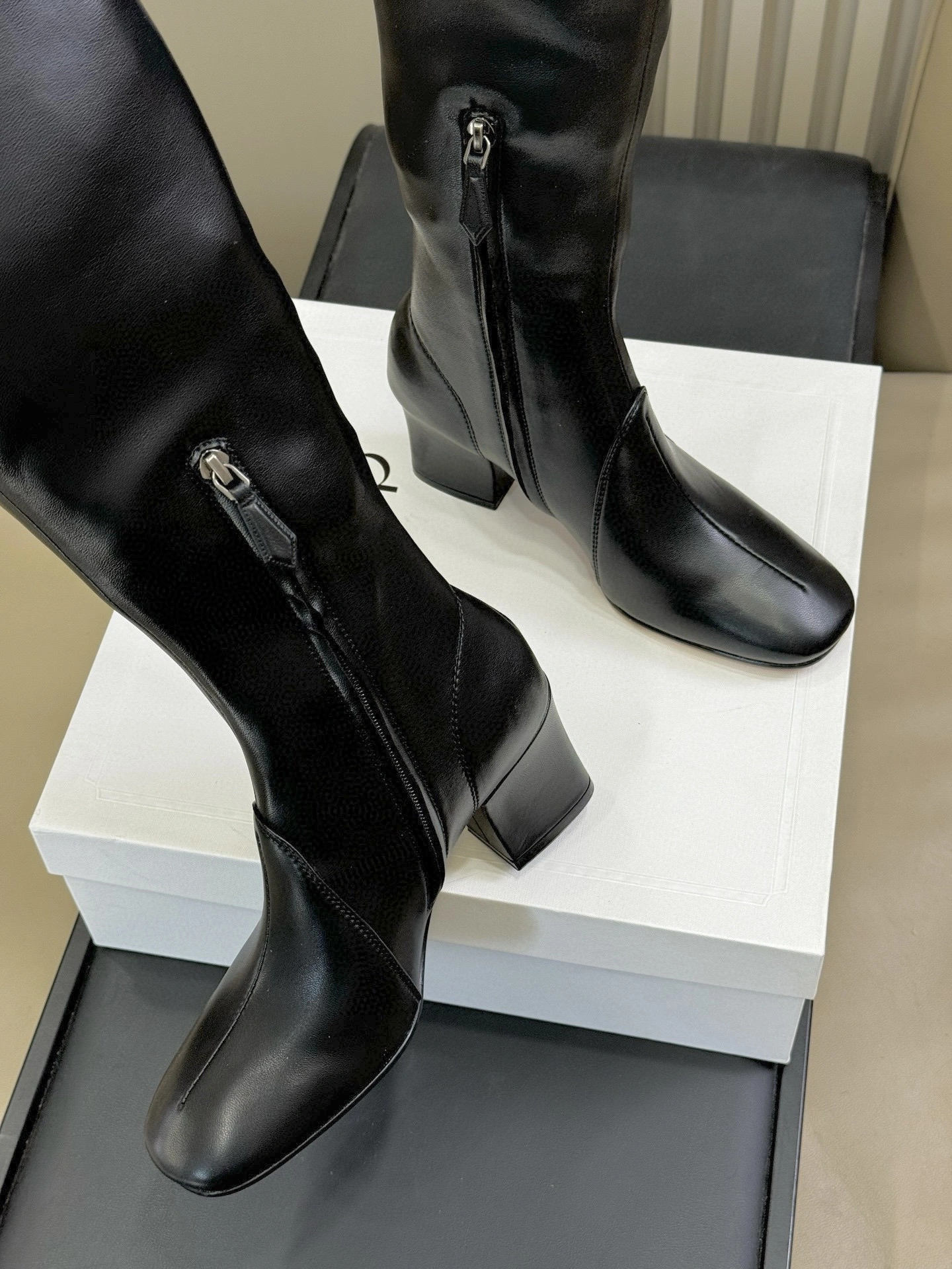 COCO-- 7iu7iu 5W548E_038_F0002_F_A065 lambskin item：E-X04I0639