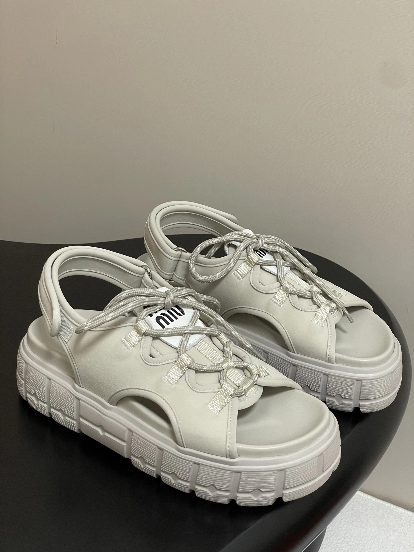 COCO-- 7iu7iu 5X418E_30K_F0354_F_050 sheephide item：E-X002J3811