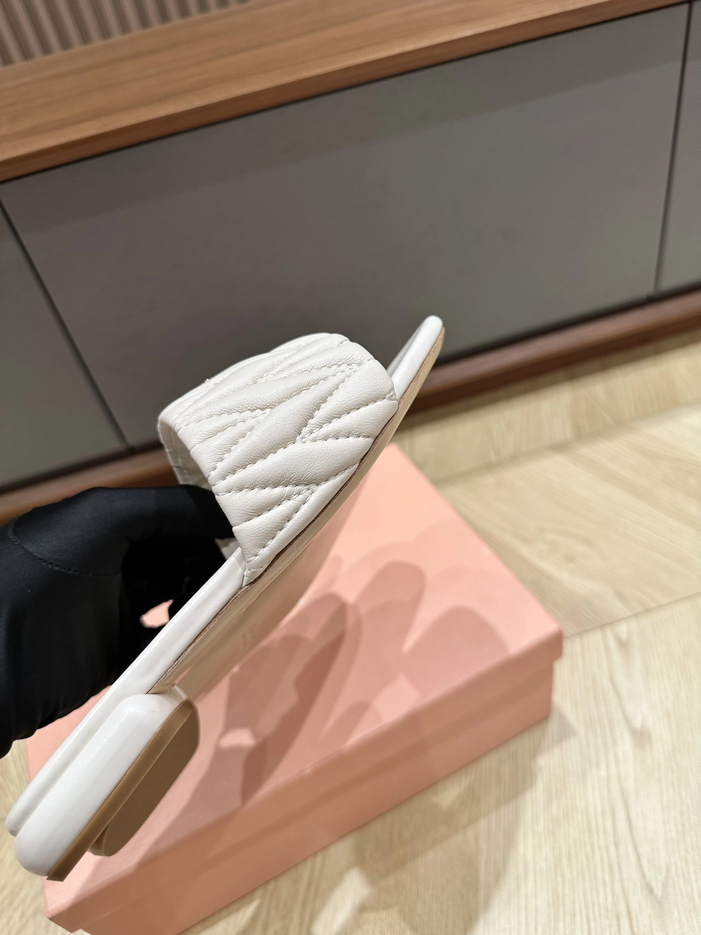COCO-- 7iu7iu 5XX605_88T_F0009_F_010 sheepskin item:D-X03E2163