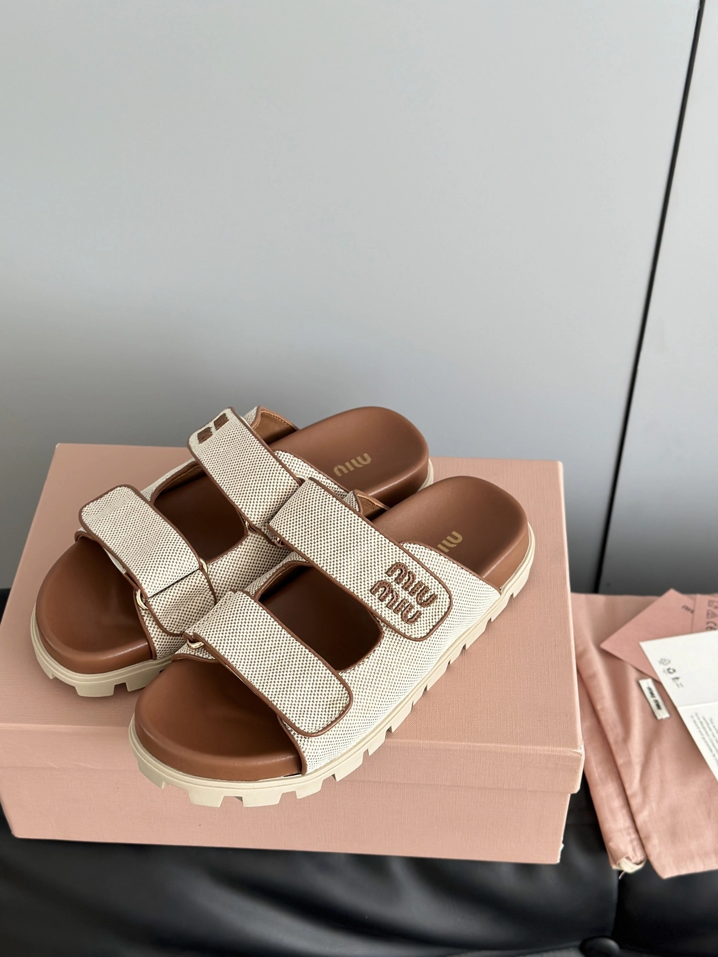 COCO-- 7iu7iu 5XX658_Q1D_F062F_F_010 cowhide sheepskin item:E-X230F1321