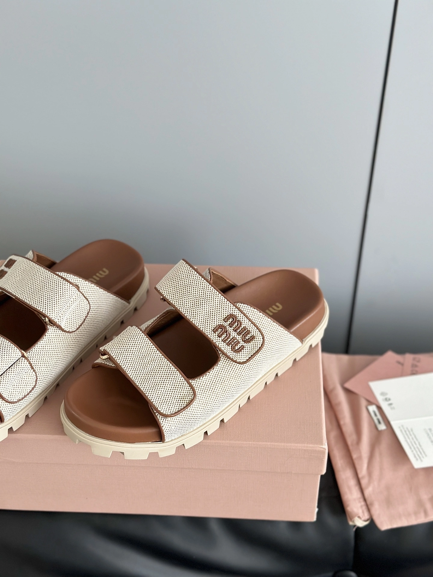 COCO-- 7iu7iu 5XX658_Q1D_F062F_F_010 cowhide sheepskin item:E-X230F1321