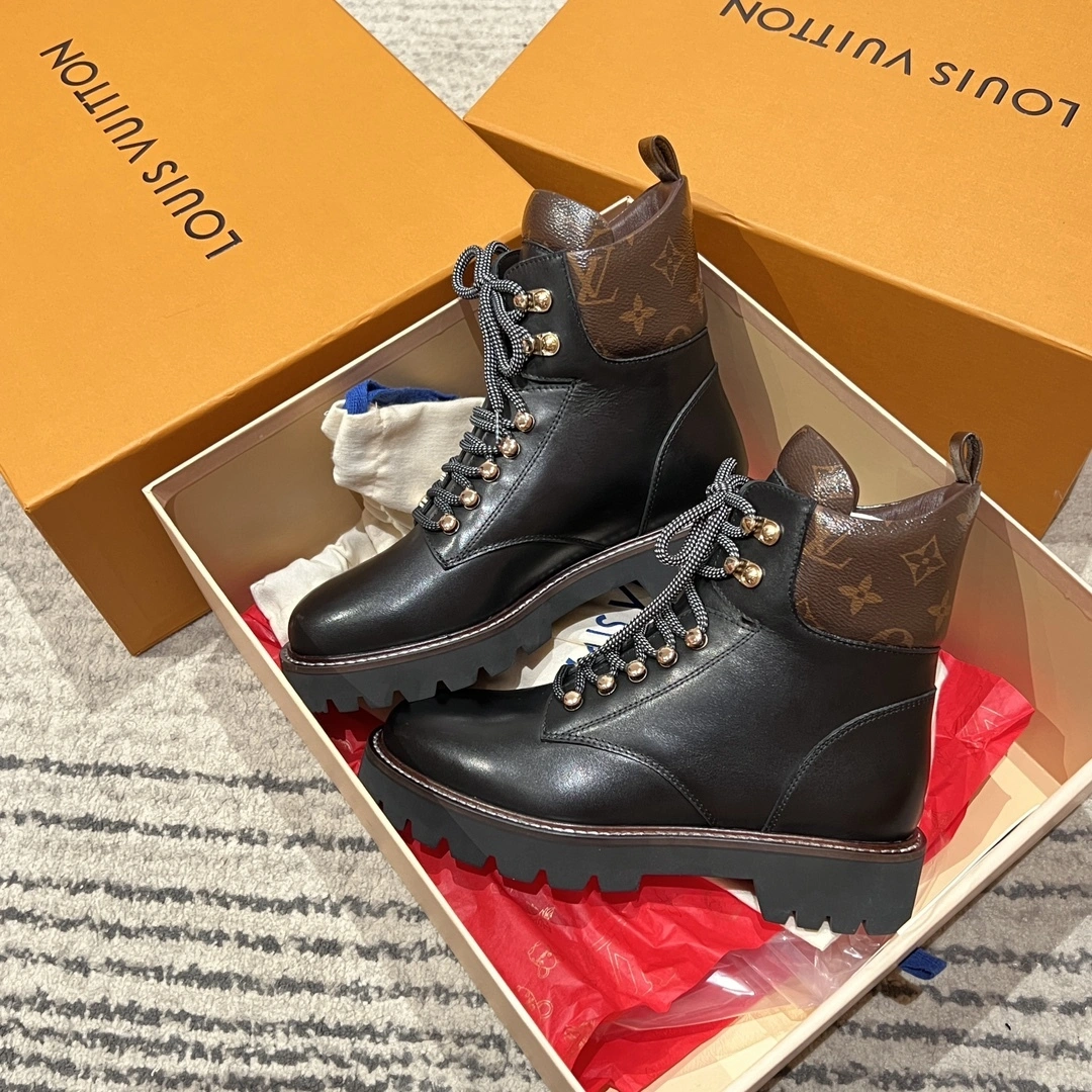 COCO-- 8V 1A958P 1V Territory Calfskin Thick soles：4CM item:D-X230L2022
