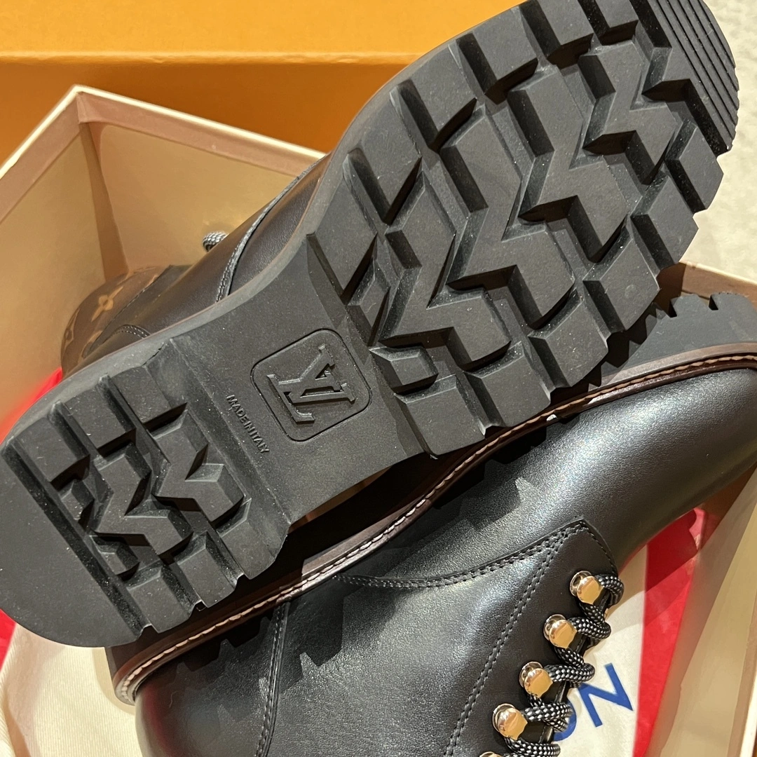 COCO-- 8V 1A958P 1V Territory Calfskin Thick soles：4CM item:D-X230L2022