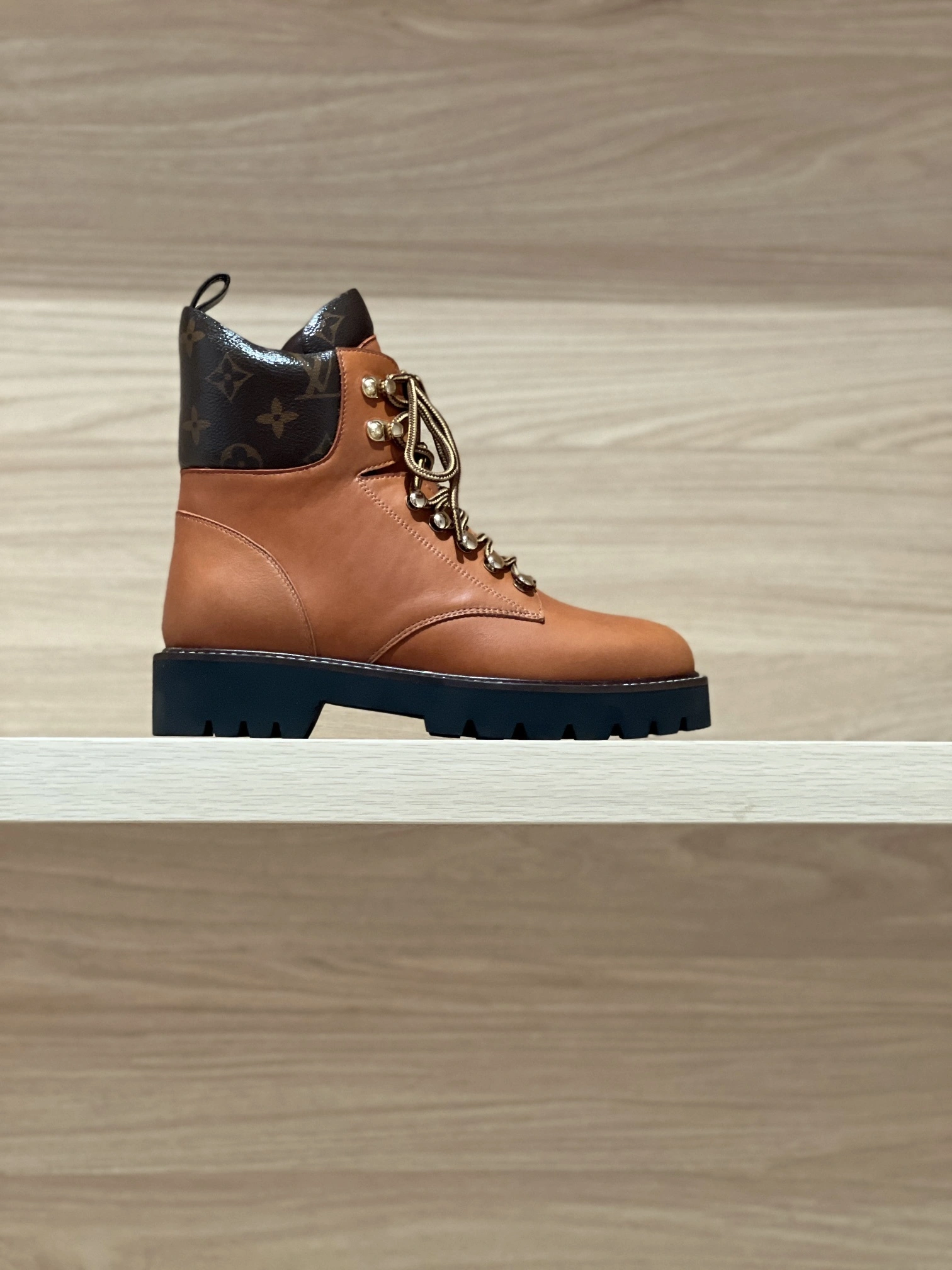 COCO-- 8V 1A959 1V Territory Calfskin Thick soles：4CM item:D-X230L2021