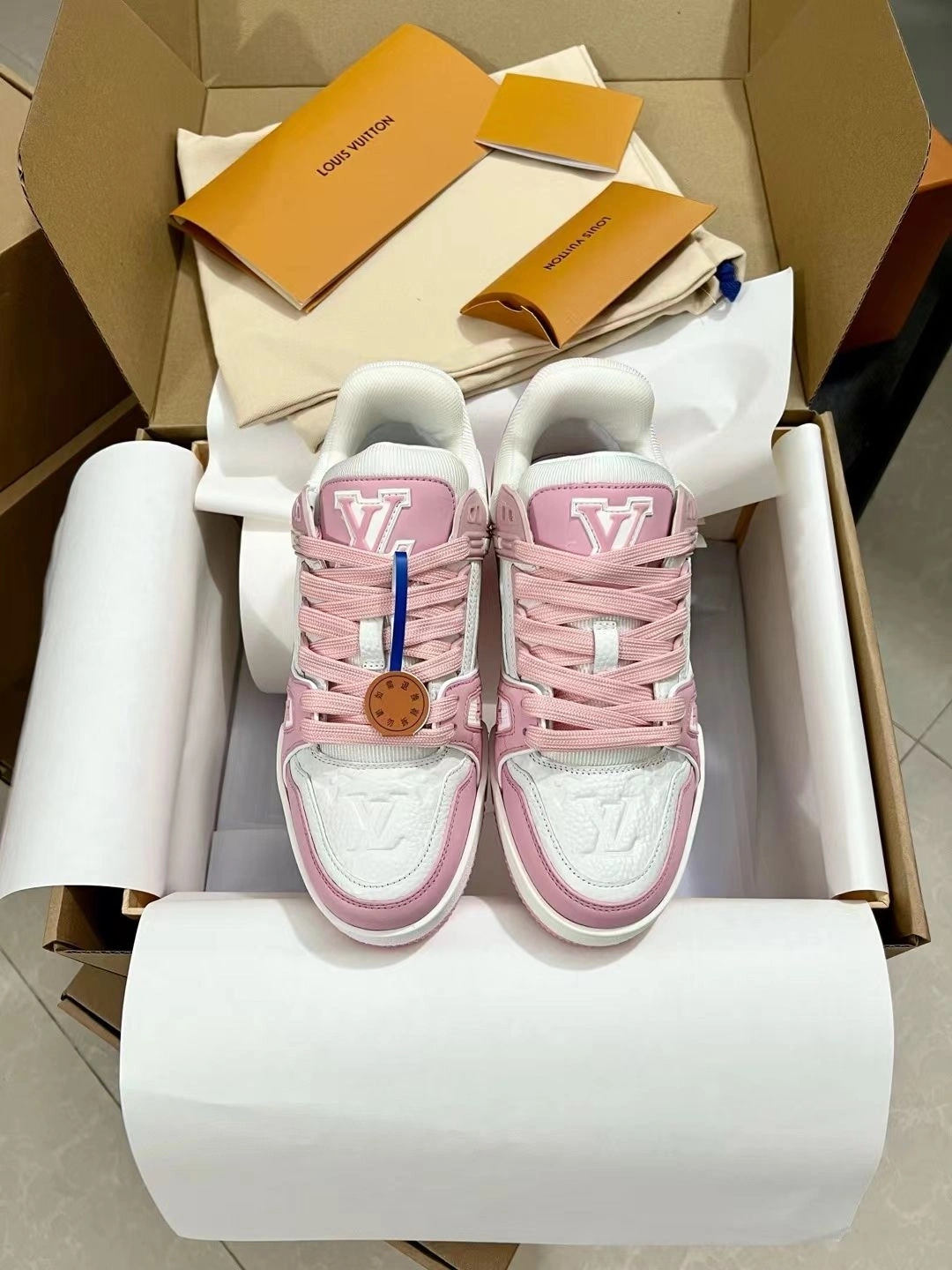 COCO-- 8V 1AA6W5 trainer Calfskin item:E-X187A0930