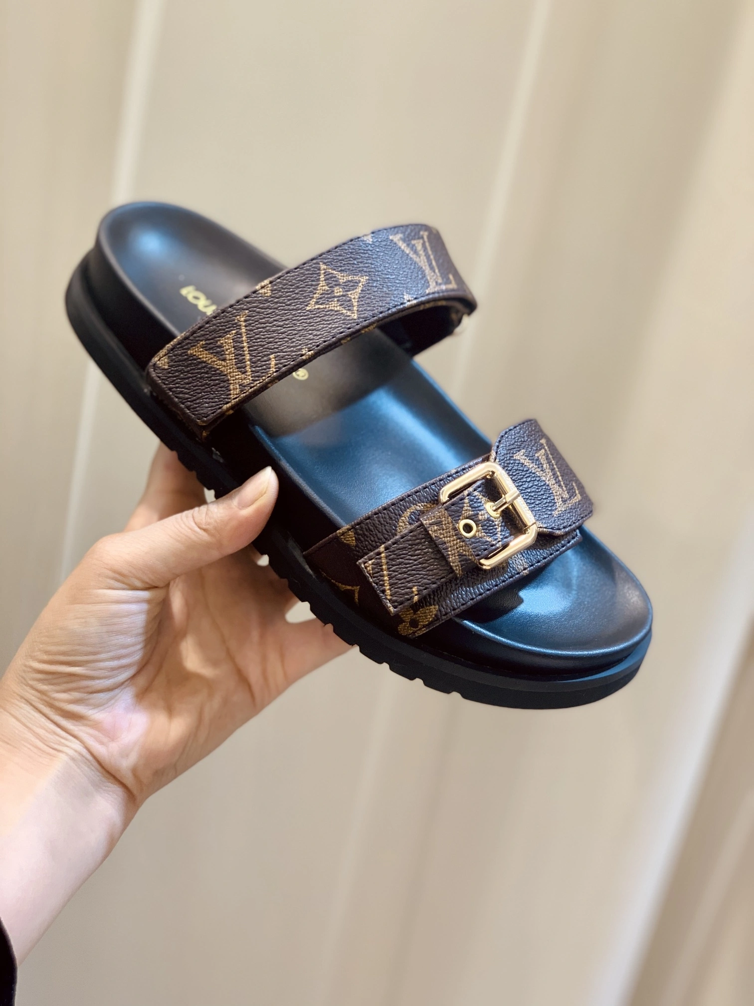 COCO-- 8V 1AAW8H 1AAW8L 1AAW8O sheepskin Thick soles：4CM item:D-X315I0351