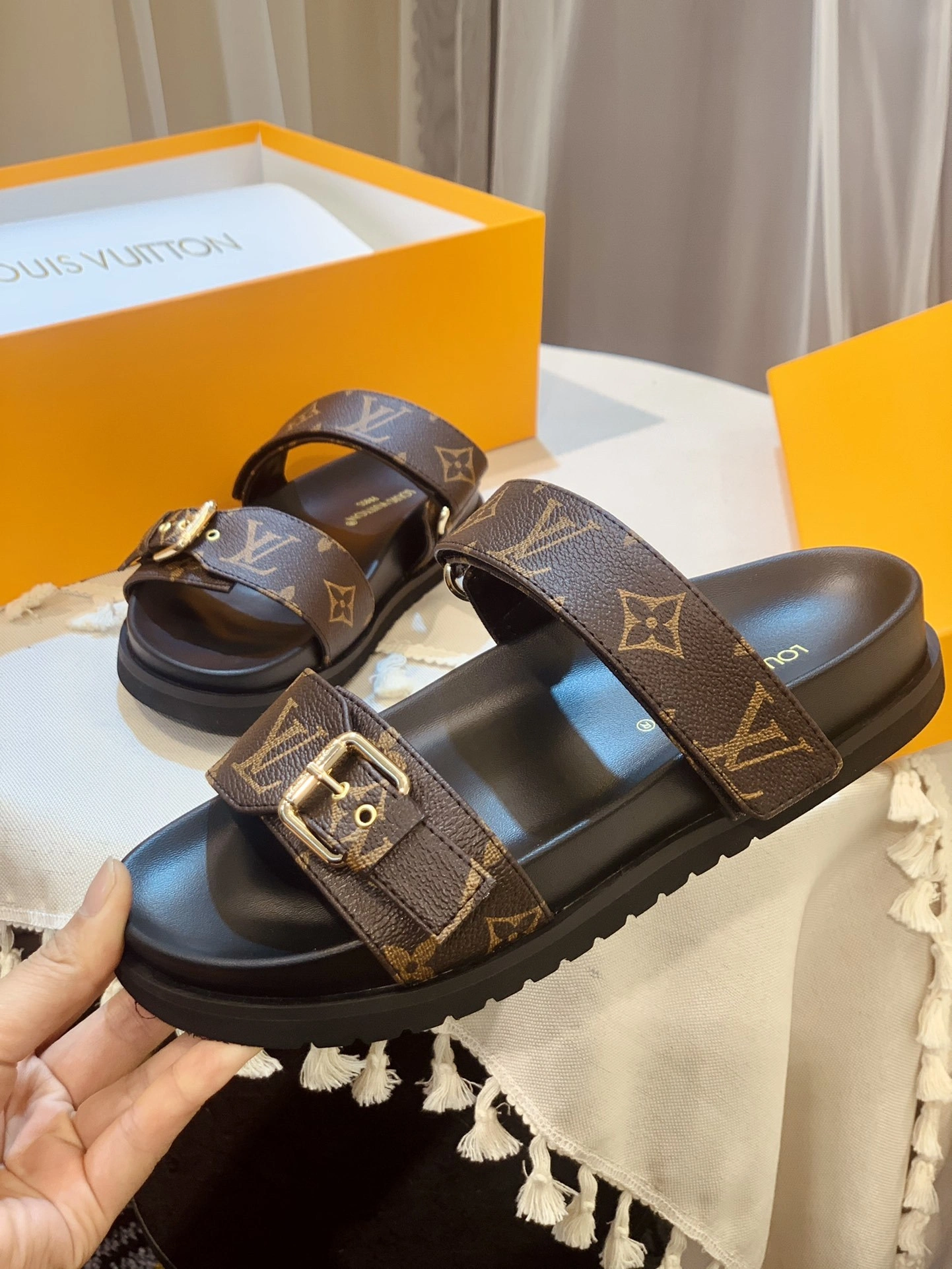 COCO-- 8V 1AAW8H 1AAW8L 1AAW8O sheepskin Thick soles：4CM item:D-X315I0351