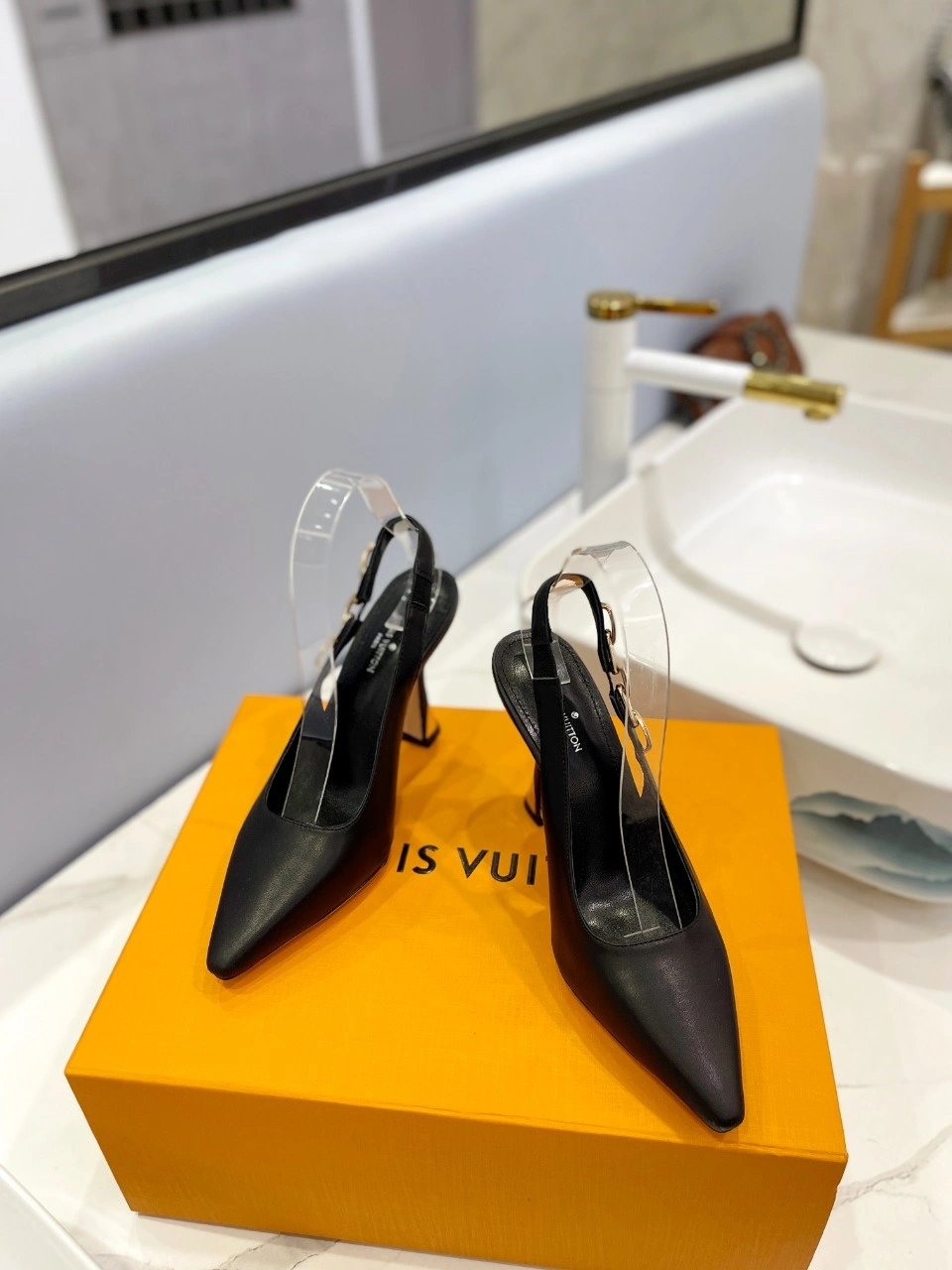 COCO-- 8V 1ABPHE cowhide Heel height：9CM item:D-X000H2950
