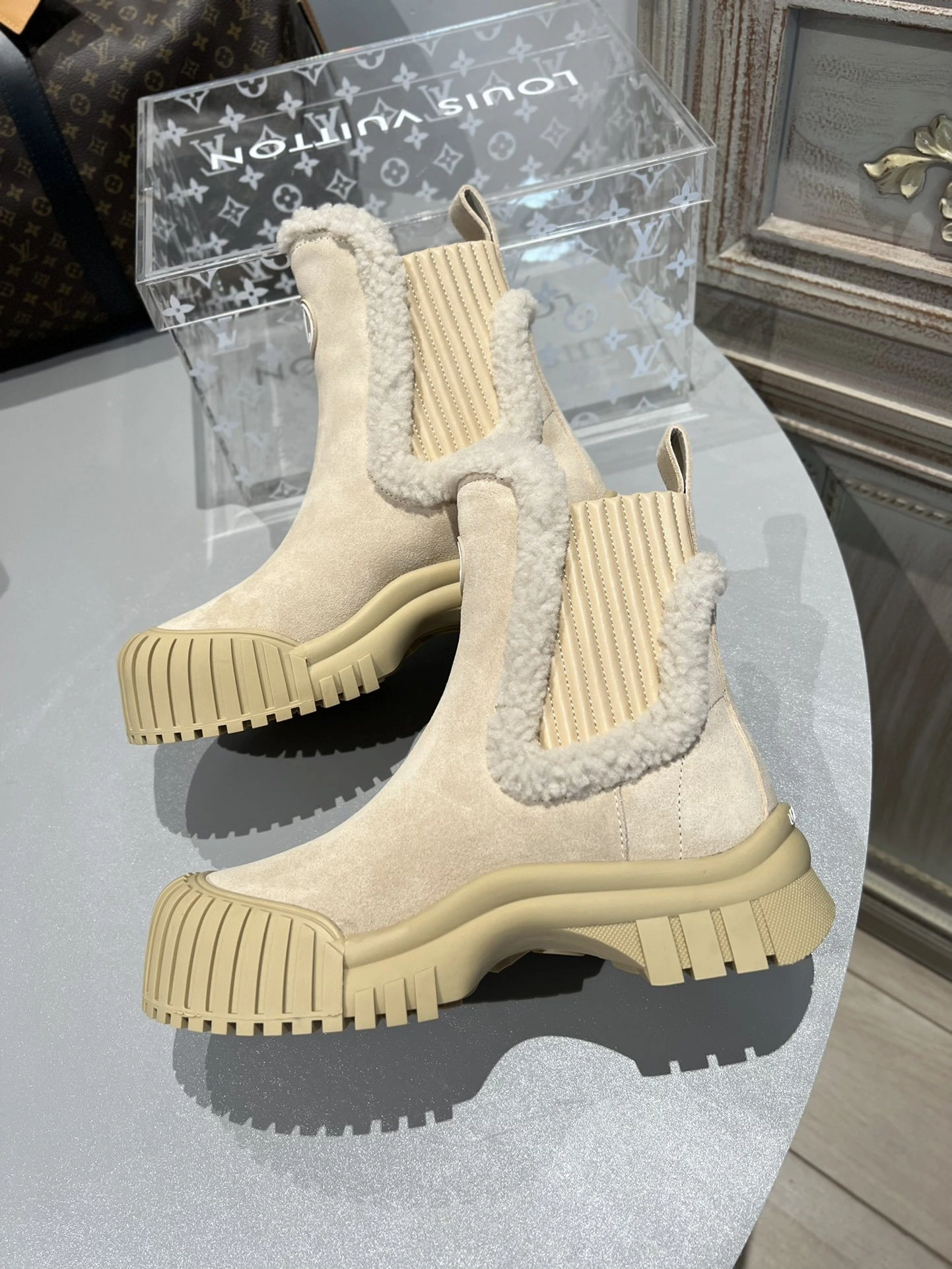 COCO-- 8V 1AC7AR cowhide Heel height：5CM item:D-X000L1908
