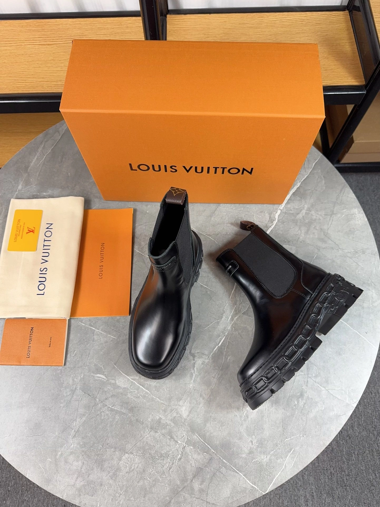 COCO-- 8V 1AC7YI cowhide Heel height：6CM item:D-X543L1912