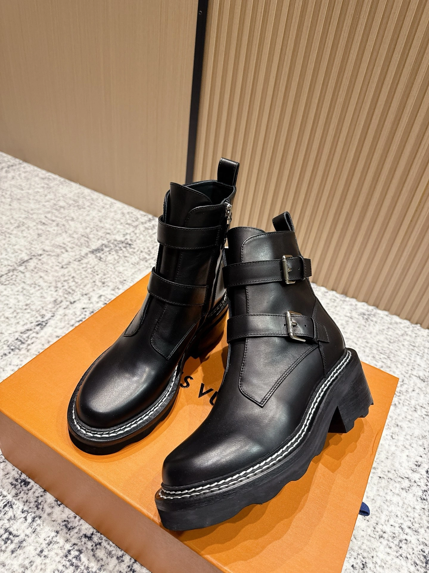 COCO-- 8V 1ACH3E Calfskin Heel height ：6cm item:E-X362J2917