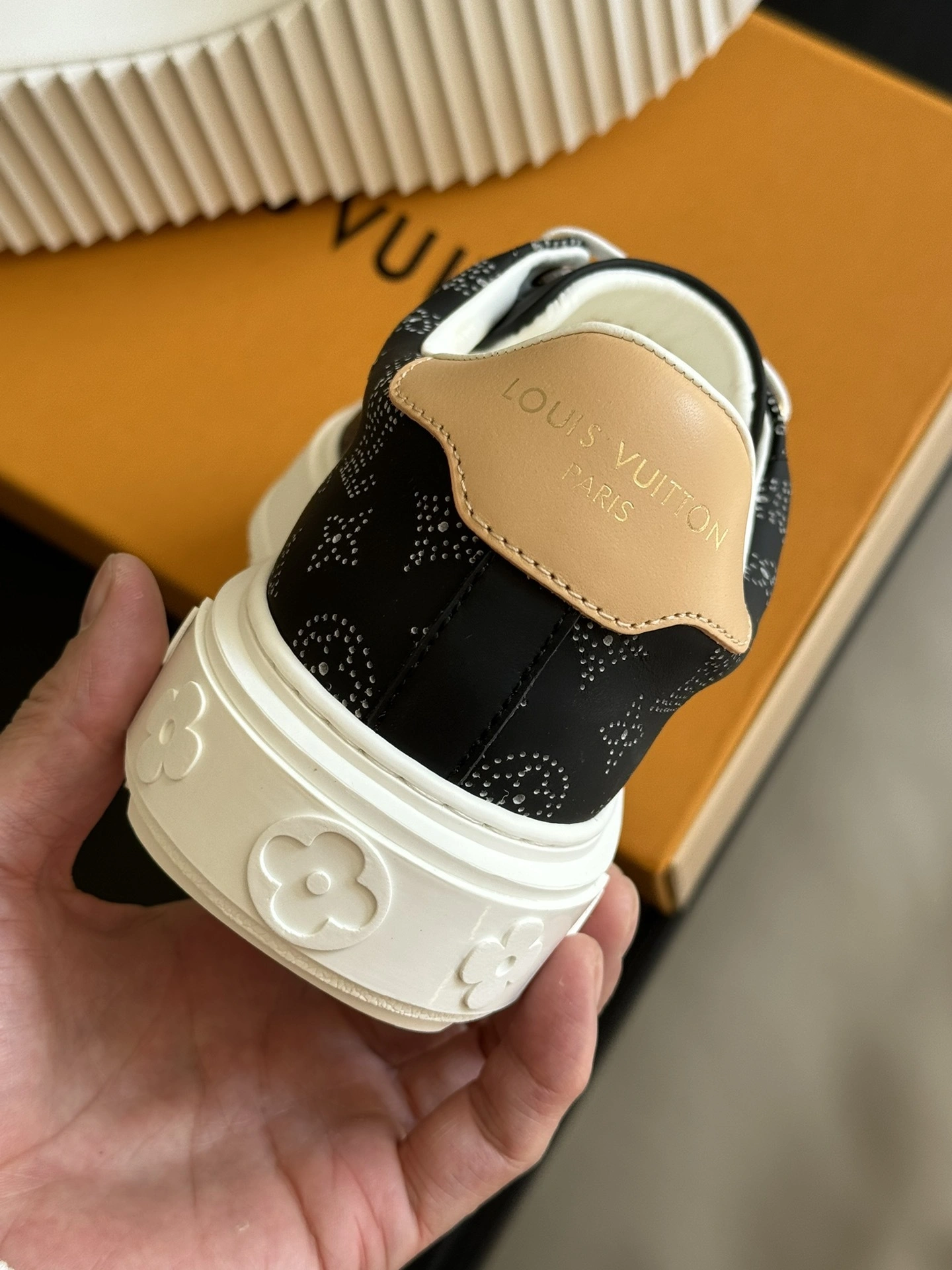 COCO-- 8V 1ACHOJ item:D-X158F0301S