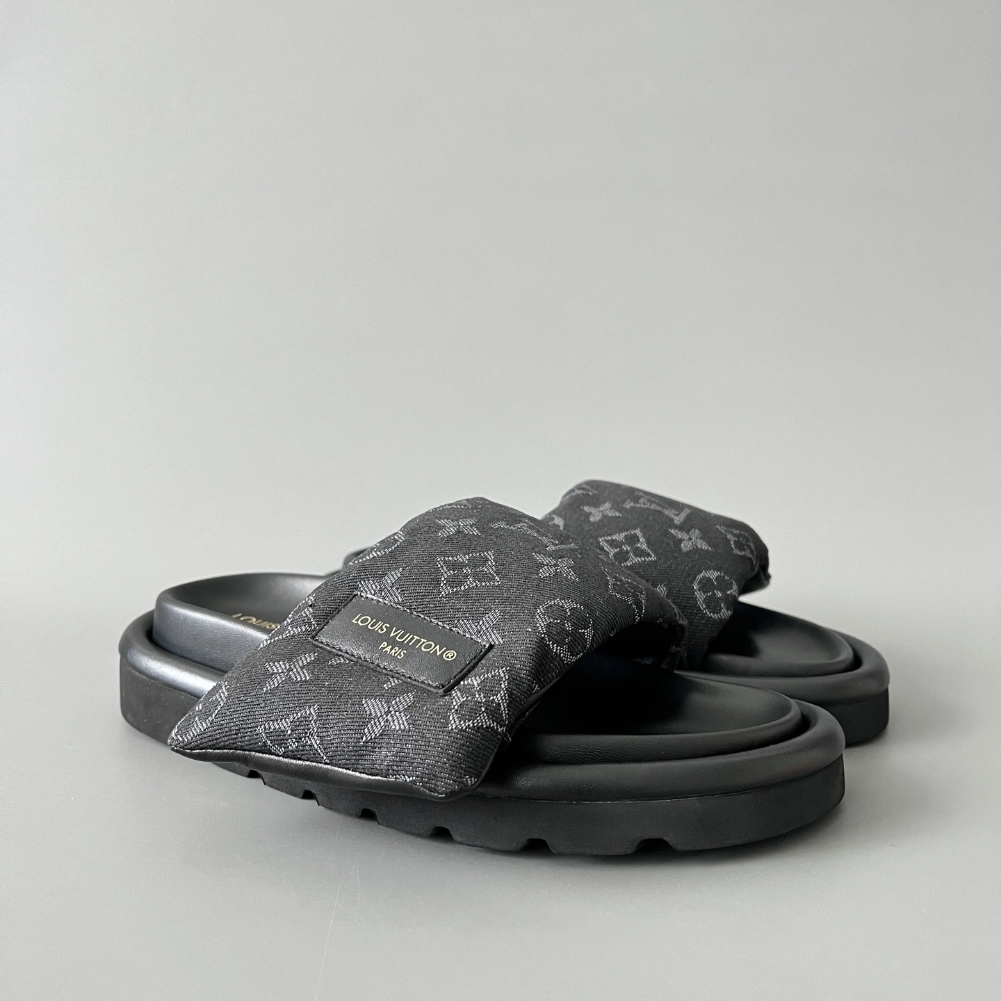 COCO-- 8V 1ACJ0F sheepskin item:E-X300H0632