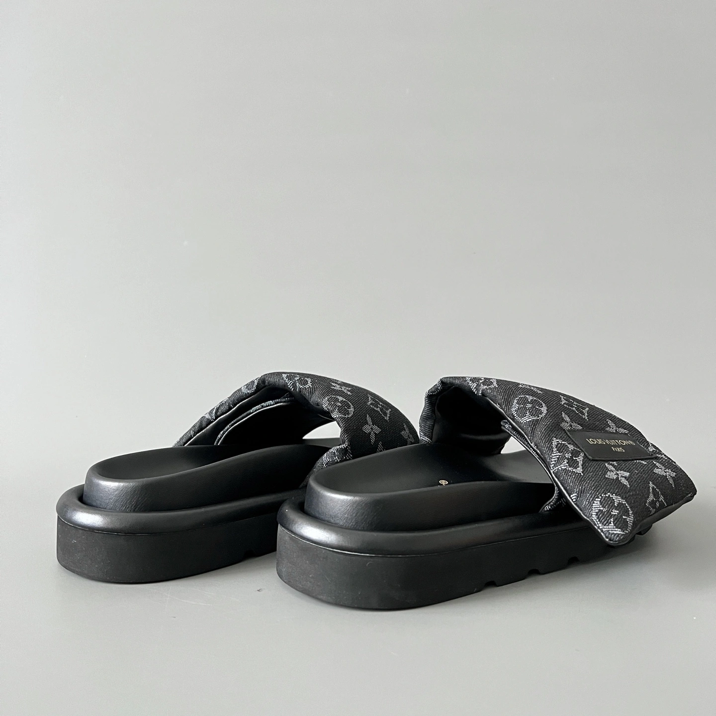 COCO-- 8V 1ACJ0F sheepskin item:E-X300H0632