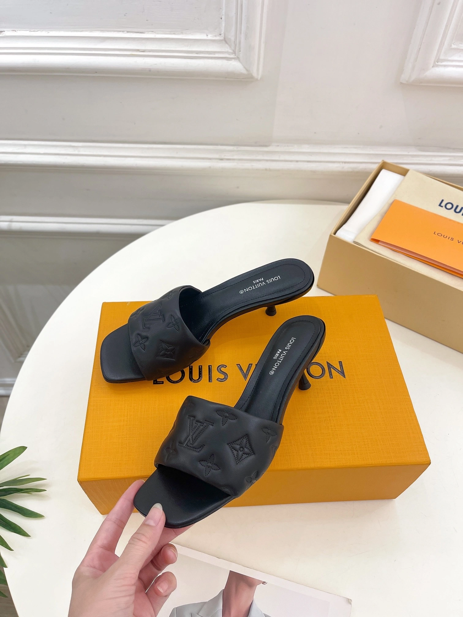 COCO-- 8V 1ACJRG sheepskin Heel height：5CM item:D-X000H2945
