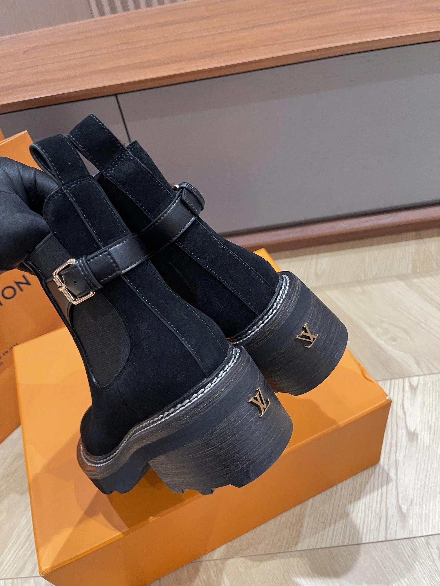 COCO-- 8V 1ACKCJ Heel height：5CM item:D-X230L2023