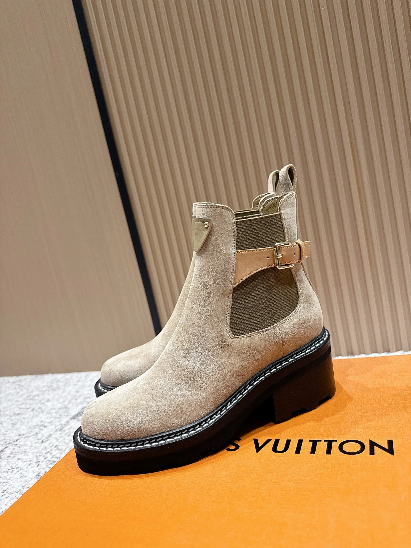 COCO-- 8V 1ACKD1 Calfskin Heel height ：6cm item:E-X362J2918